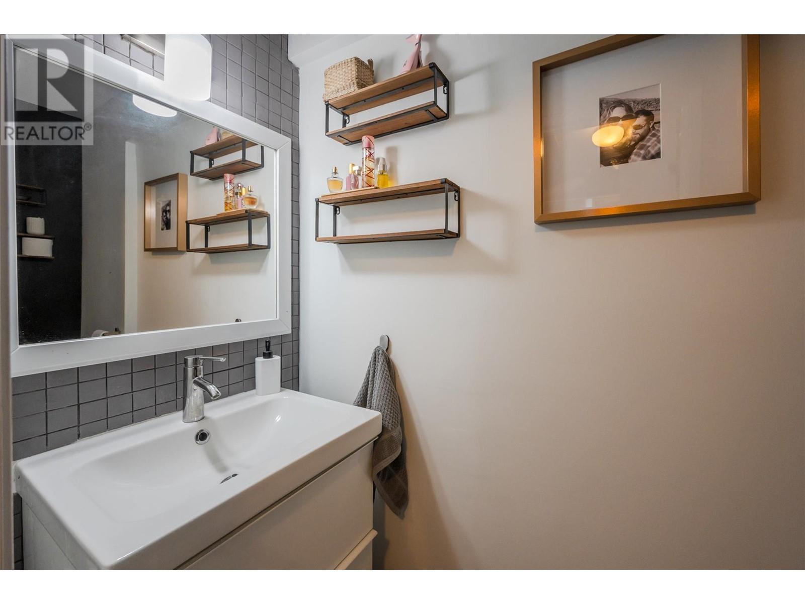 8043 Vedette Drive Unit# 1a, Osoyoos, British Columbia  V0H 1V2 - Photo 35 - 10339438