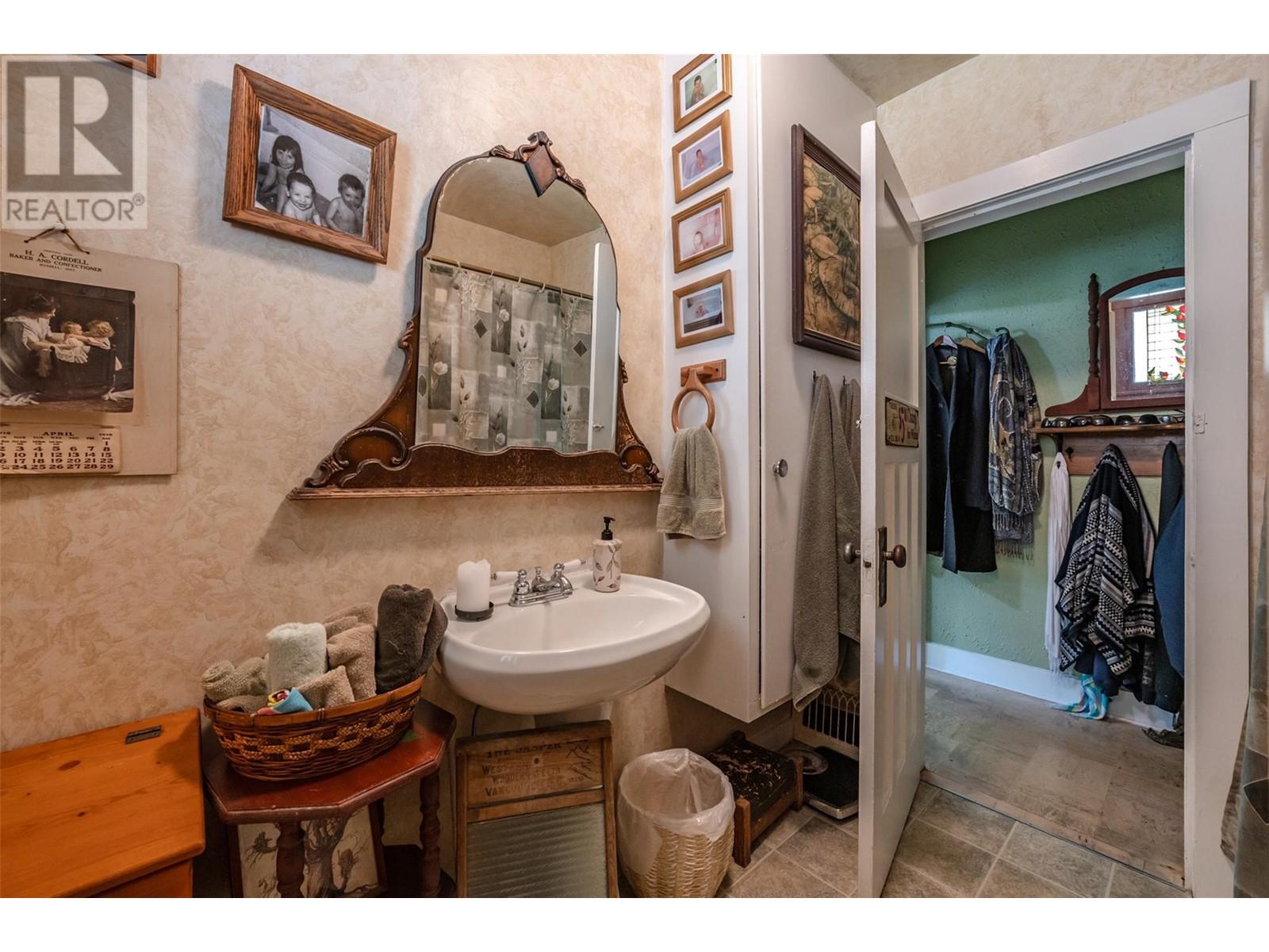 12609 Lakeshore Drive S, Summerland, British Columbia  V0H 1Z1 - Photo 22 - 10339730