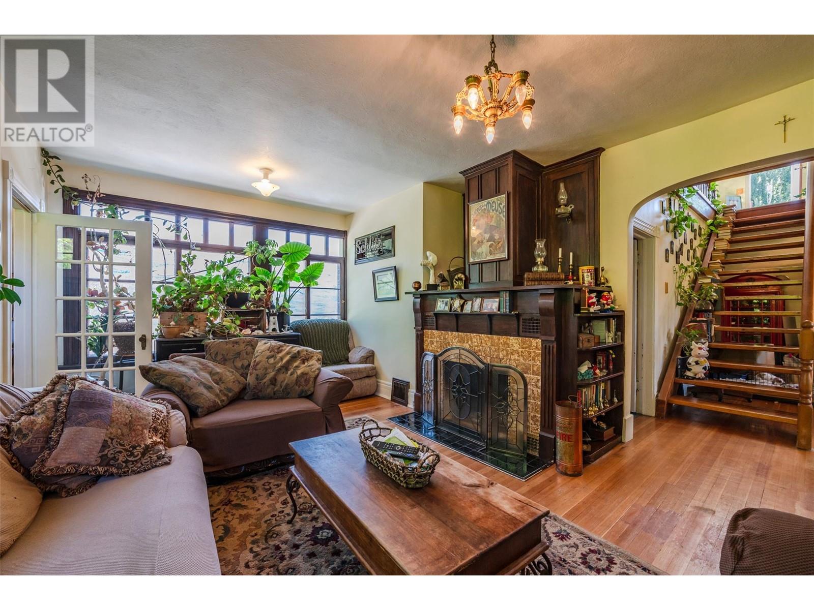 12609 Lakeshore Drive S, Summerland, British Columbia  V0H 1Z1 - Photo 4 - 10339730
