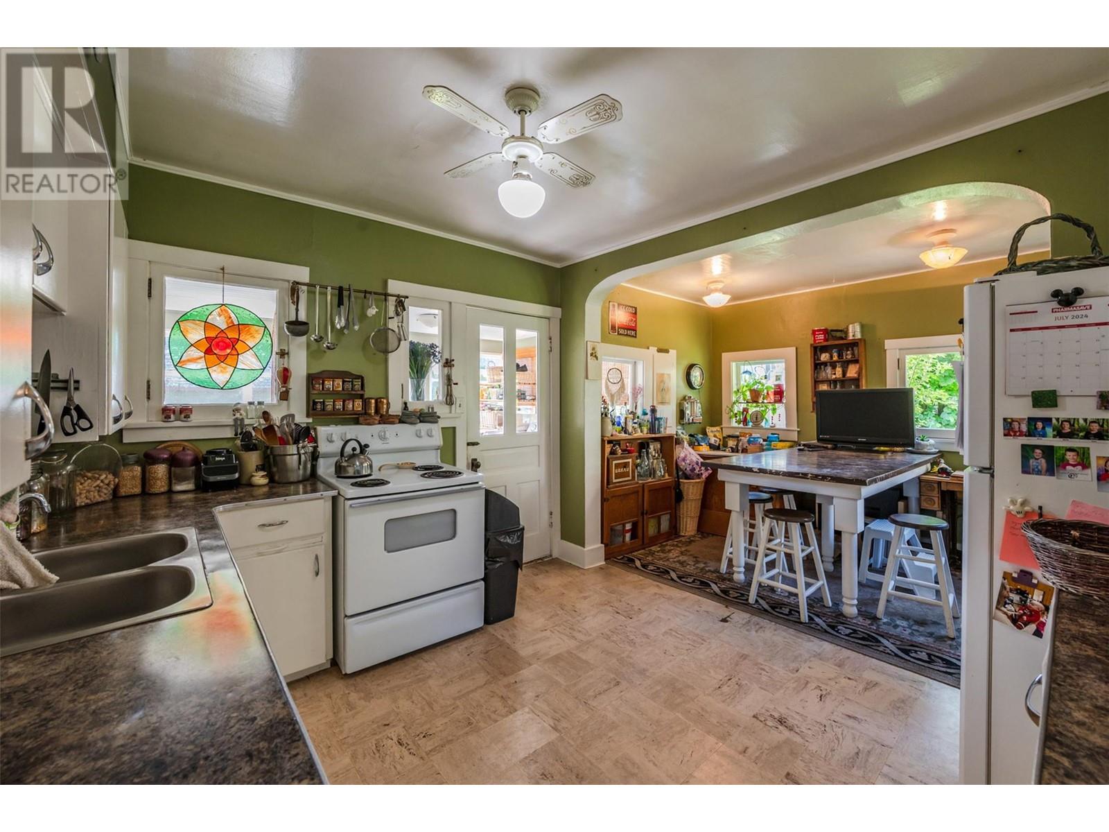 12609 Lakeshore Drive S, Summerland, British Columbia  V0H 1Z1 - Photo 5 - 10339730