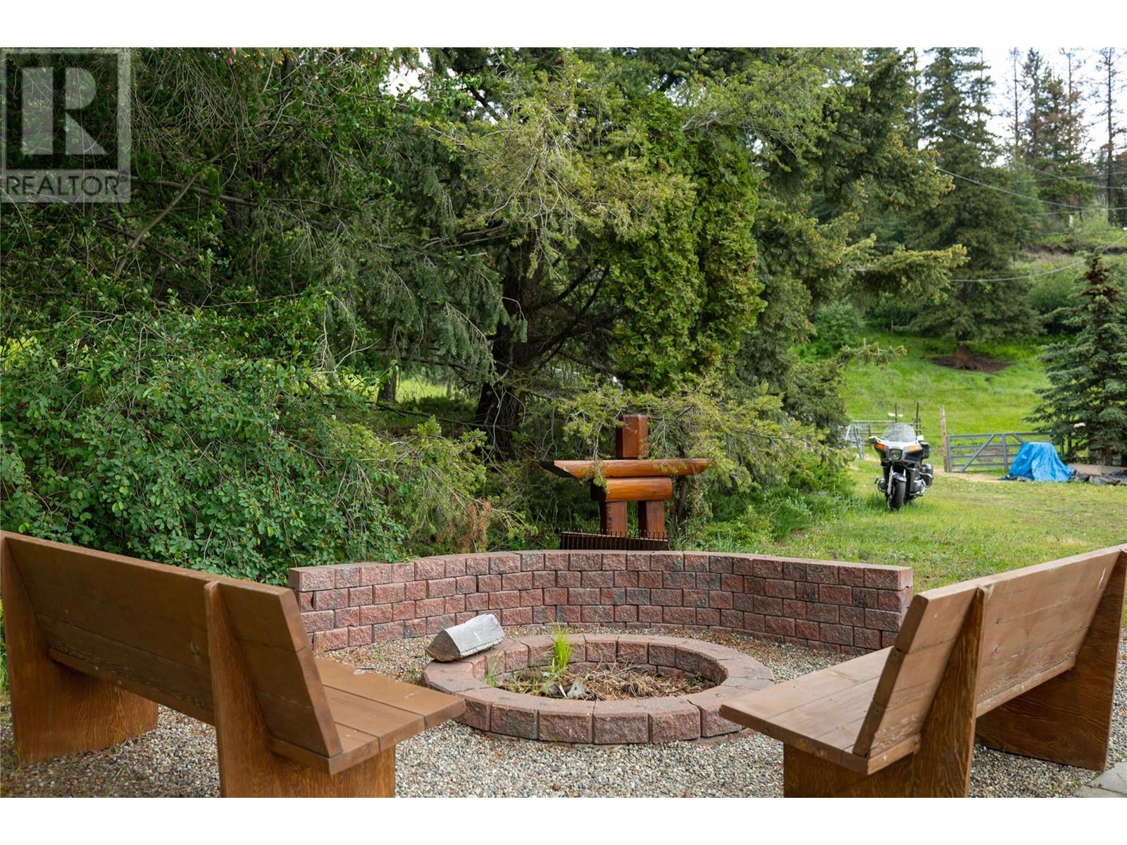 5620 Neil Road, Vernon, British Columbia  V1B 3J5 - Photo 15 - 10339770