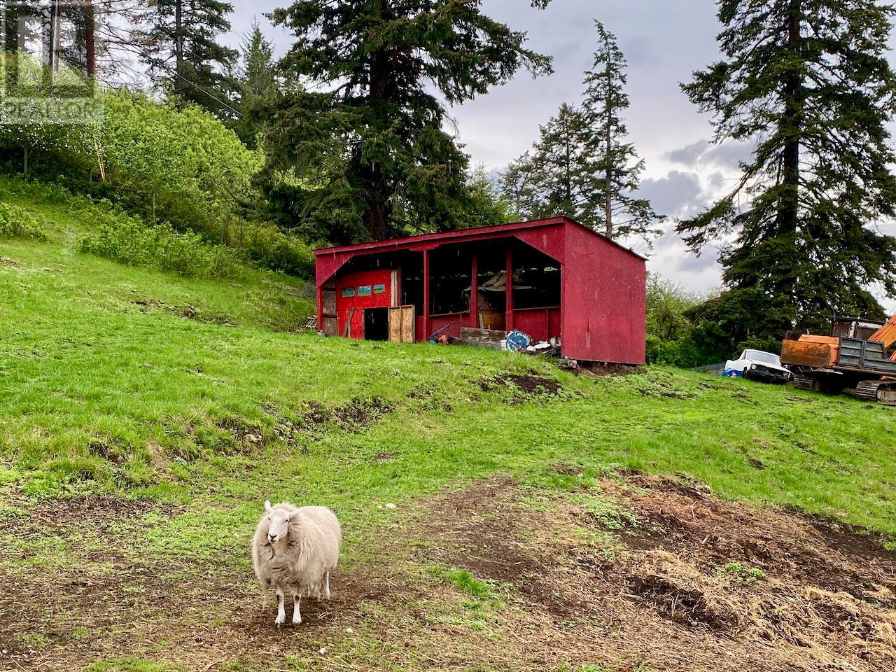 5620 Neil Road, Vernon, British Columbia  V1B 3J5 - Photo 22 - 10339770