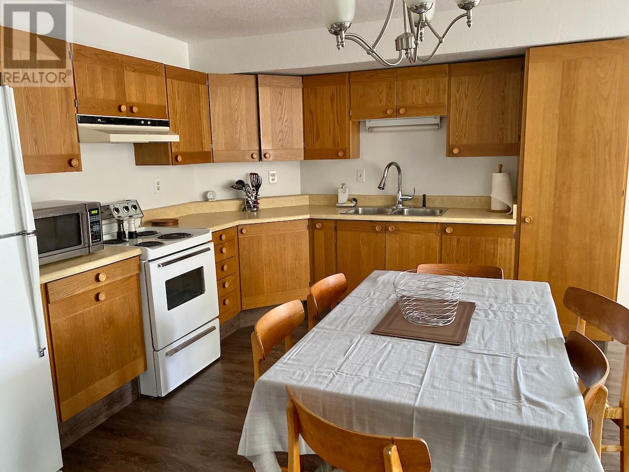 5620 Neil Road, Vernon, British Columbia  V1B 3J5 - Photo 55 - 10339770