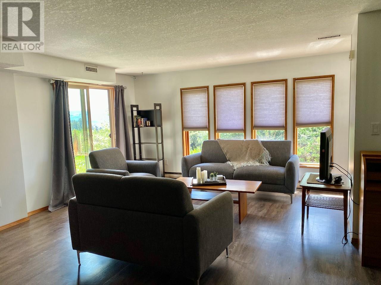 5620 Neil Road, Vernon, British Columbia  V1B 3J5 - Photo 56 - 10339770