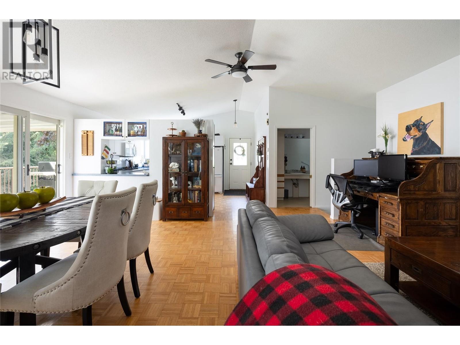 5620 Neil Road, Vernon, British Columbia  V1B 3J5 - Photo 70 - 10339770