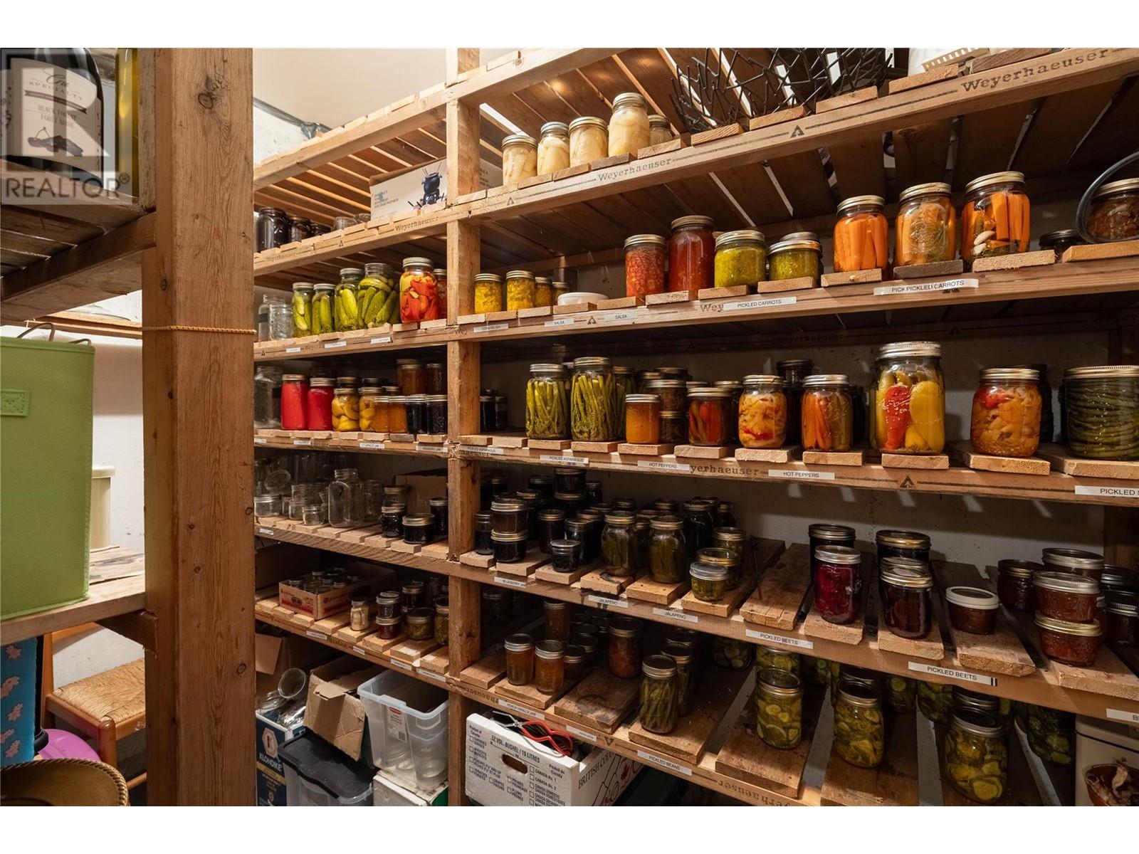 5620 Neil Road, Vernon, British Columbia  V1B 3J5 - Photo 86 - 10339770