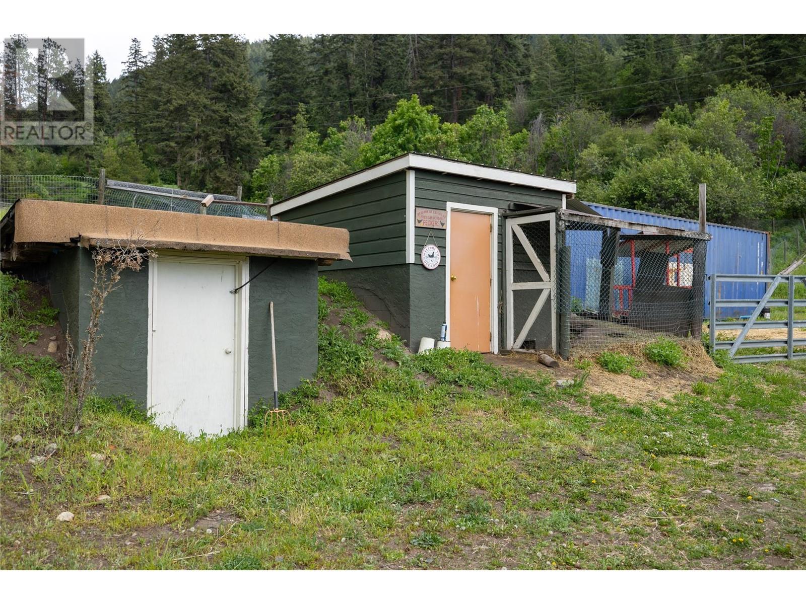 5620 Neil Road, Vernon, British Columbia  V1B 3J5 - Photo 92 - 10339770