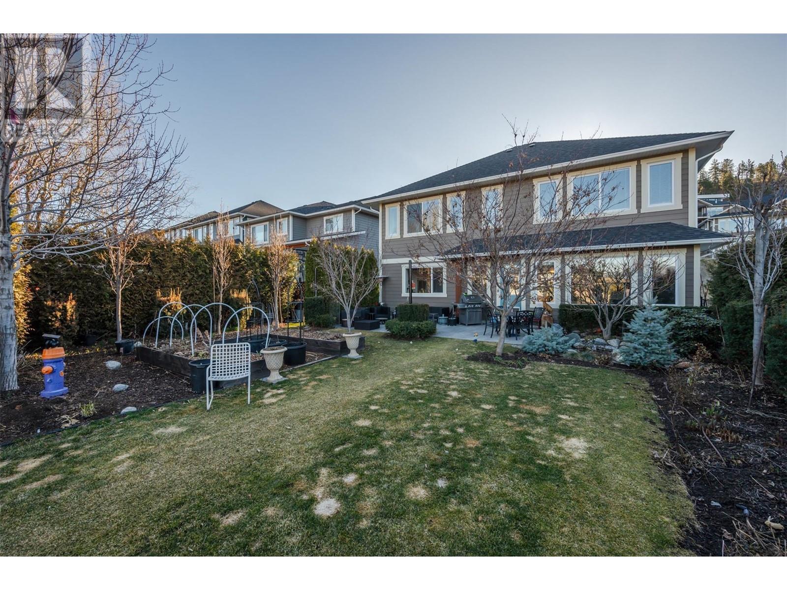 1099 Holden Road, Penticton, British Columbia  V2A 0B7 - Photo 8 - 10339744