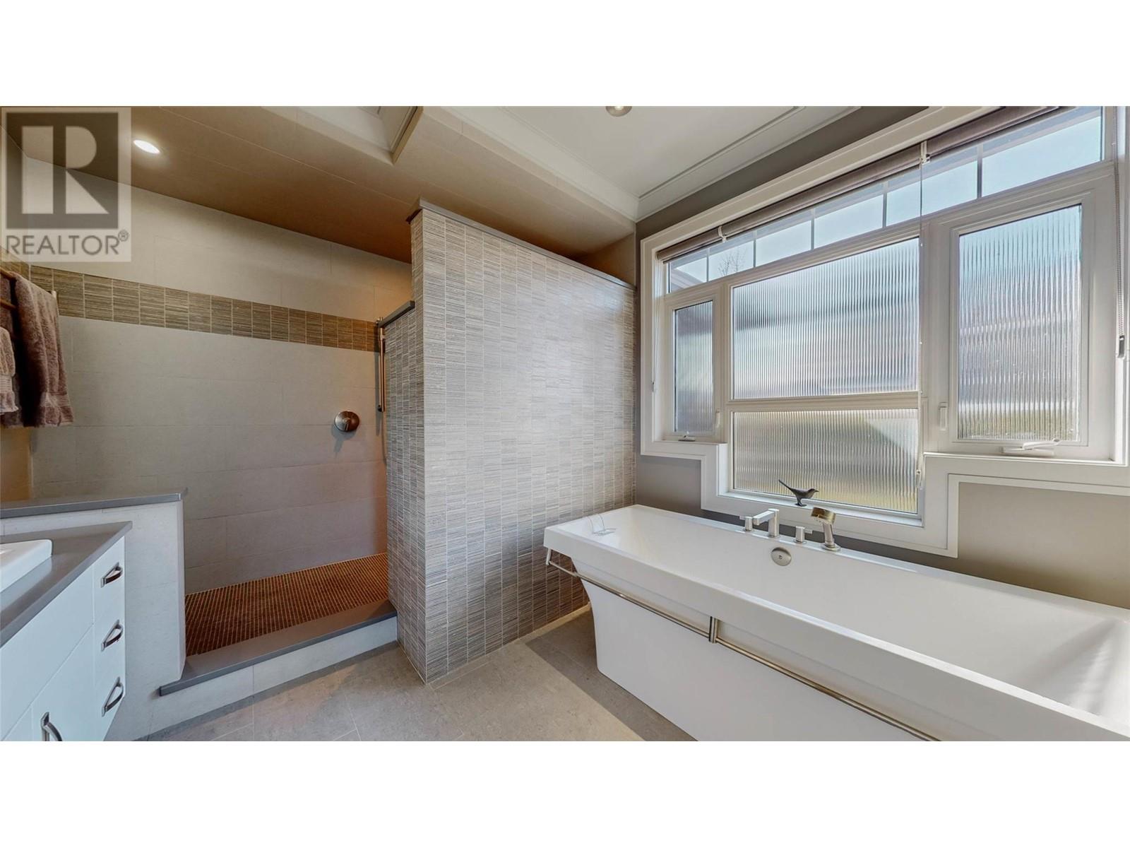 5642 Yarrow Street, Oliver, British Columbia  V0H 1T0 - Photo 22 - 10338325