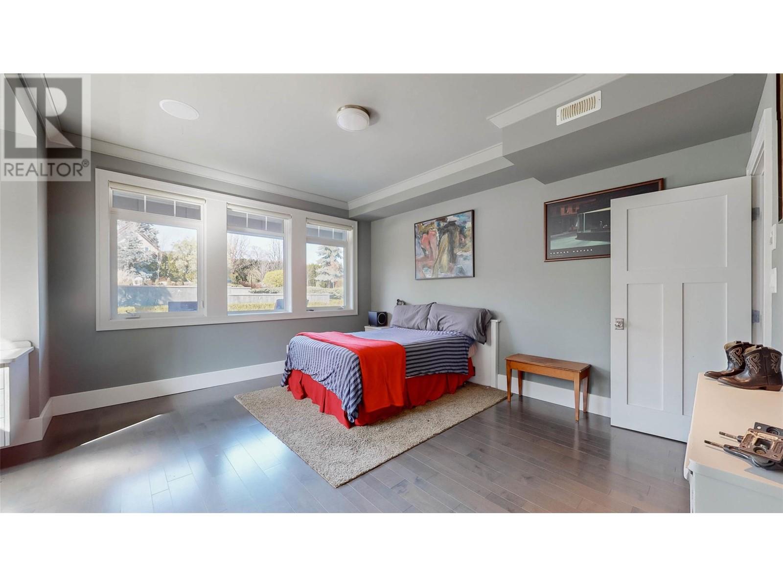 5642 Yarrow Street, Oliver, British Columbia  V0H 1T0 - Photo 36 - 10338325