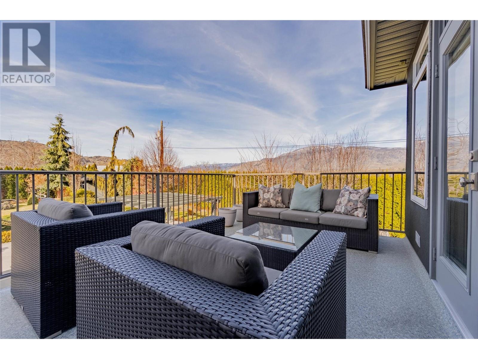 5642 Yarrow Street, Oliver, British Columbia  V0H 1T0 - Photo 38 - 10338325