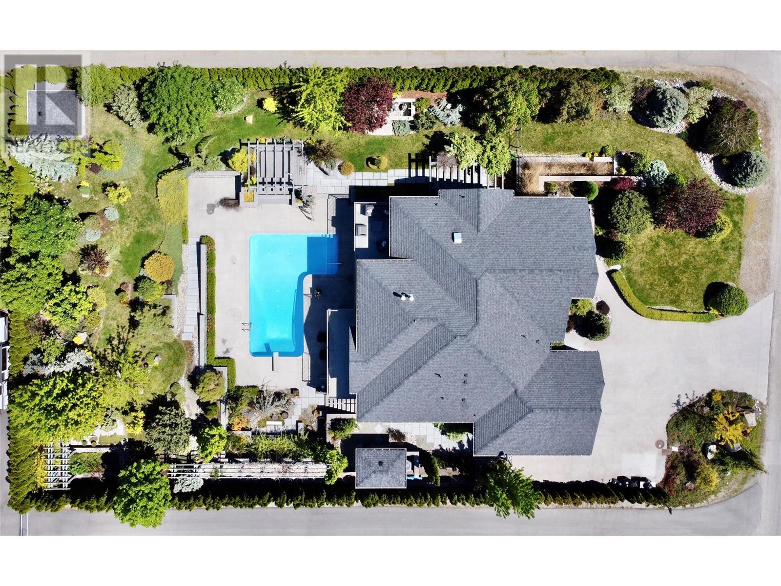 5642 Yarrow Street, Oliver, British Columbia  V0H 1T0 - Photo 4 - 10338325