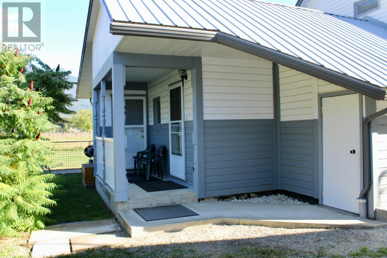 3152 6 Highway, Slocan Park, British Columbia  V0G 2E0 - Photo 12 - 10339611