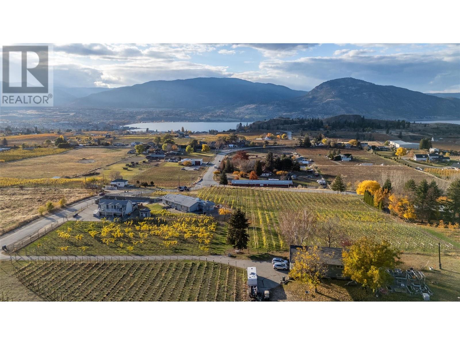 510 Naramata Road, Penticton, British Columbia  V2A 8T3 - Photo 1 - 10339877