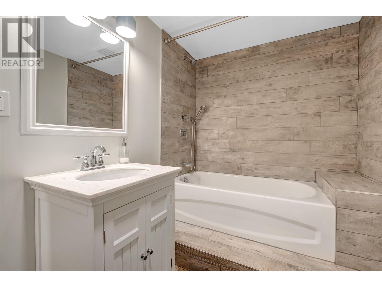 510 Naramata Road, Penticton, British Columbia  V2A 8T3 - Photo 13 - 10339877