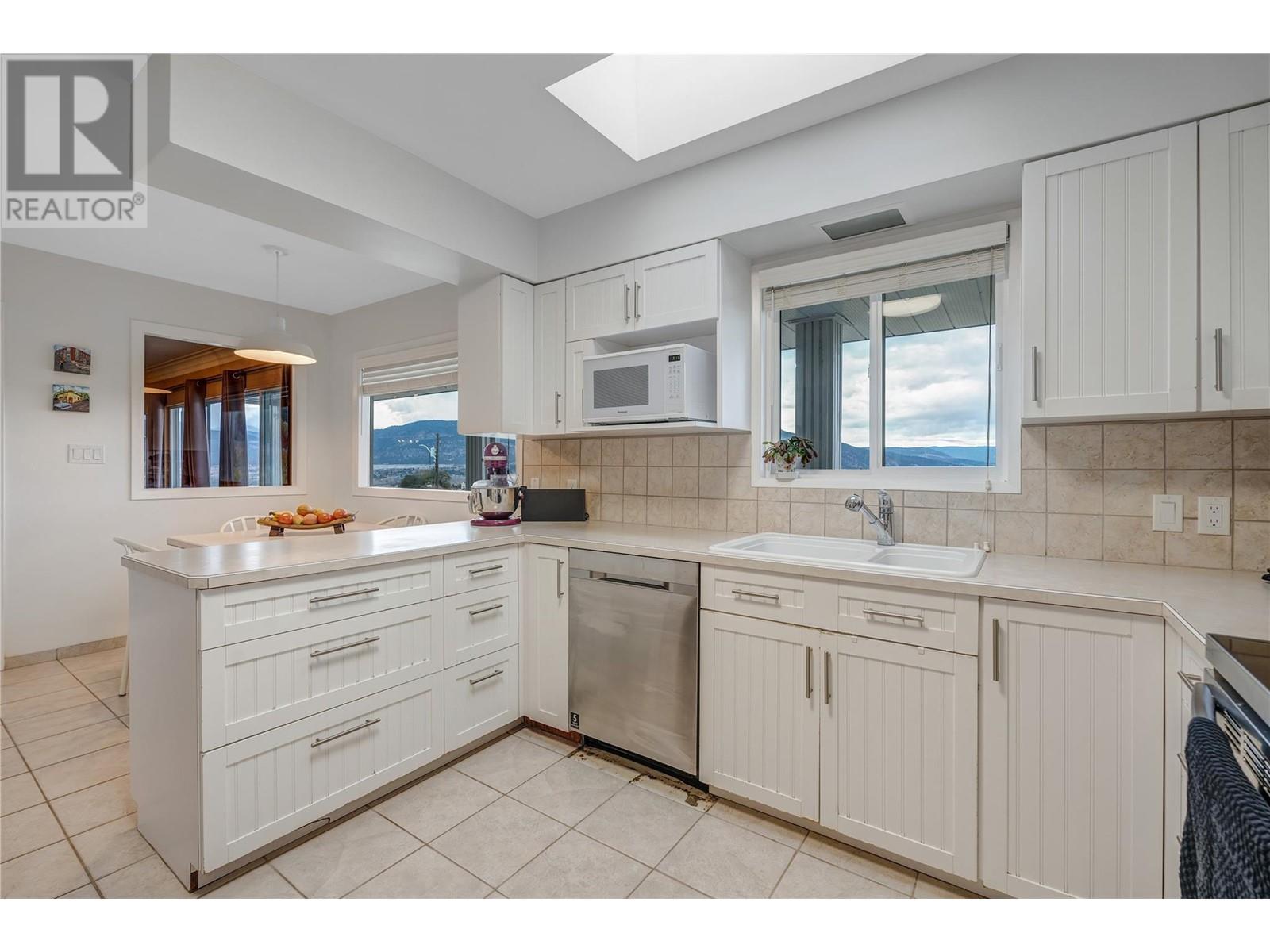 510 Naramata Road, Penticton, British Columbia  V2A 8T3 - Photo 16 - 10339877