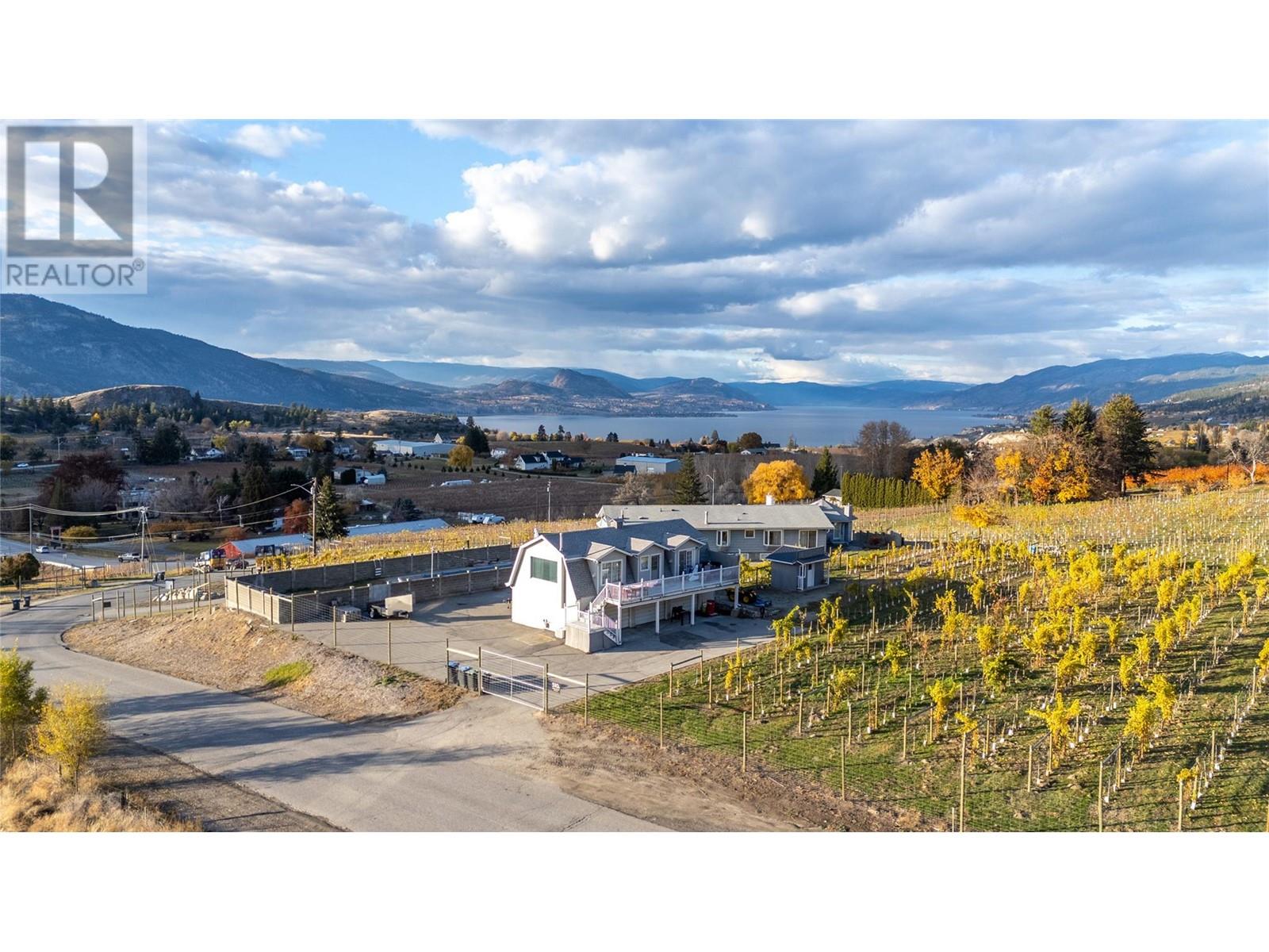 510 Naramata Road, Penticton, British Columbia  V2A 8T3 - Photo 2 - 10339877