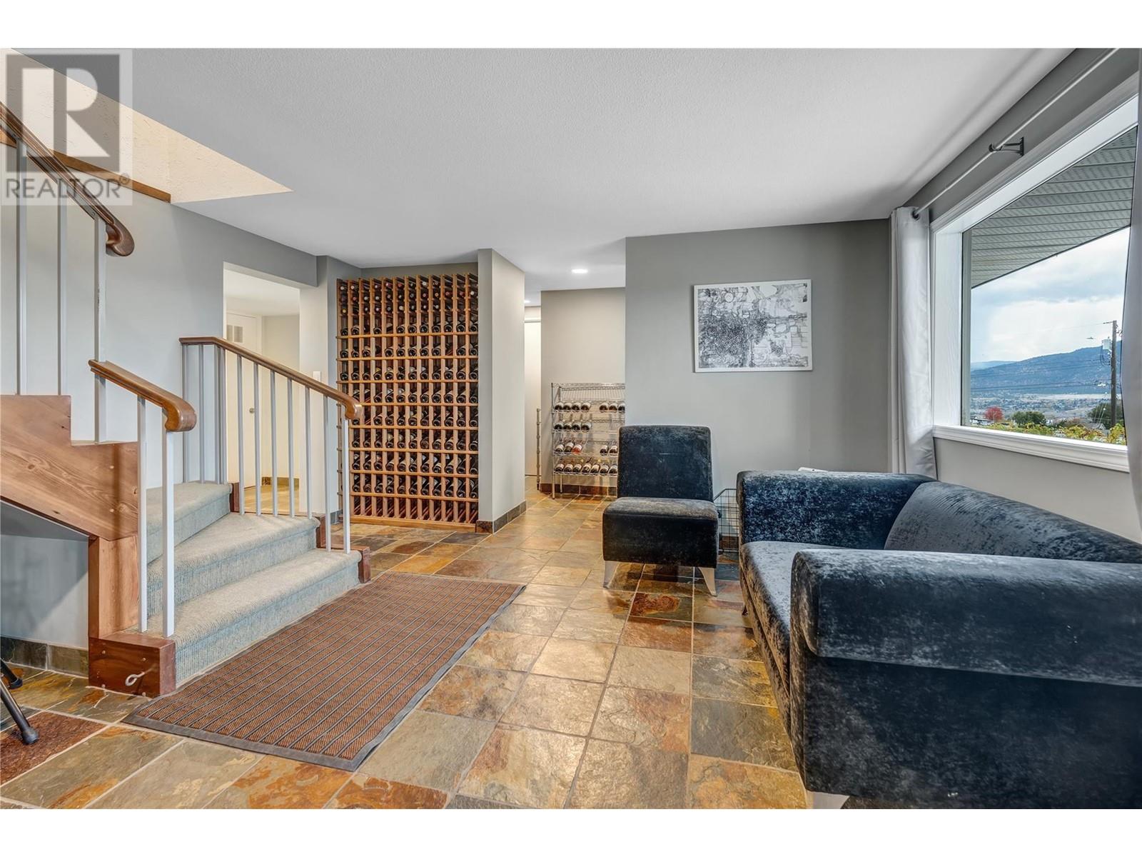 510 Naramata Road, Penticton, British Columbia  V2A 8T3 - Photo 7 - 10339877
