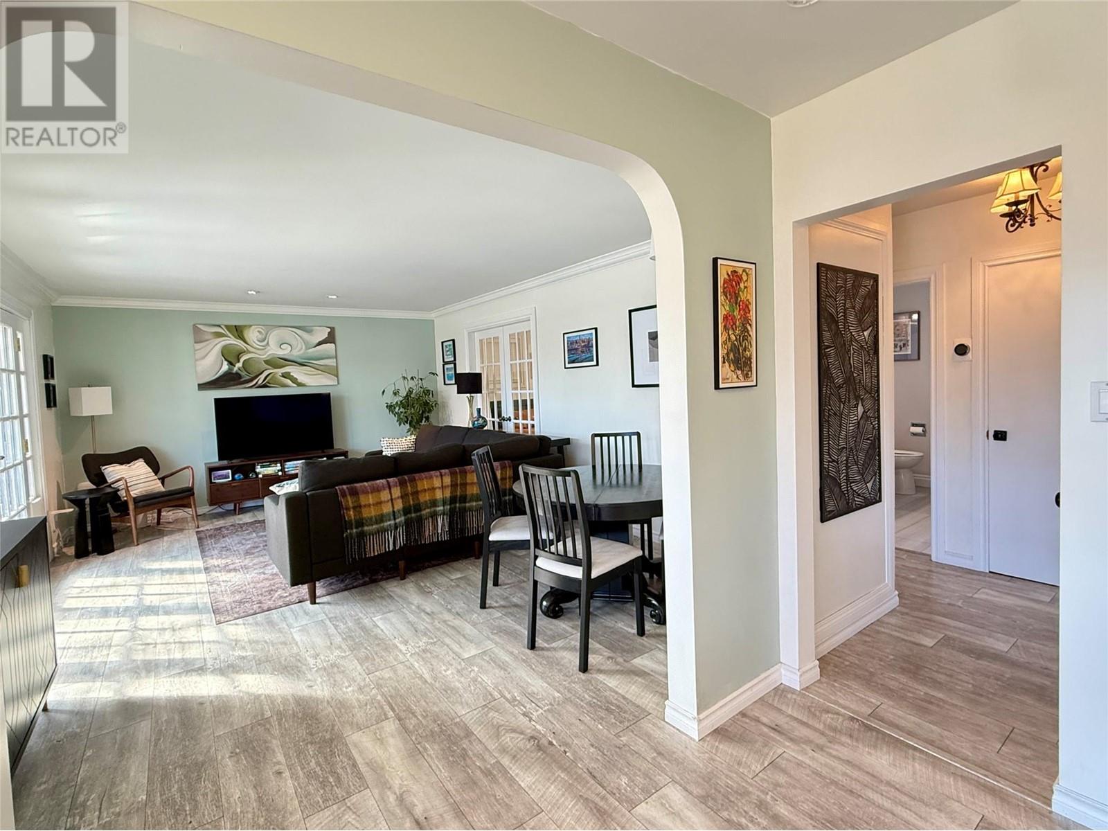 2211 West Bench Drive, Penticton, British Columbia  V2A 8Z8 - Photo 18 - 10339823