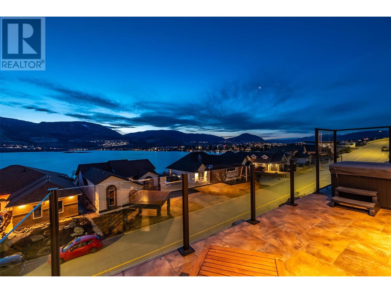 3992 Finnerty Road, Penticton, British Columbia  V2A 8W2 - Photo 4 - 10339878