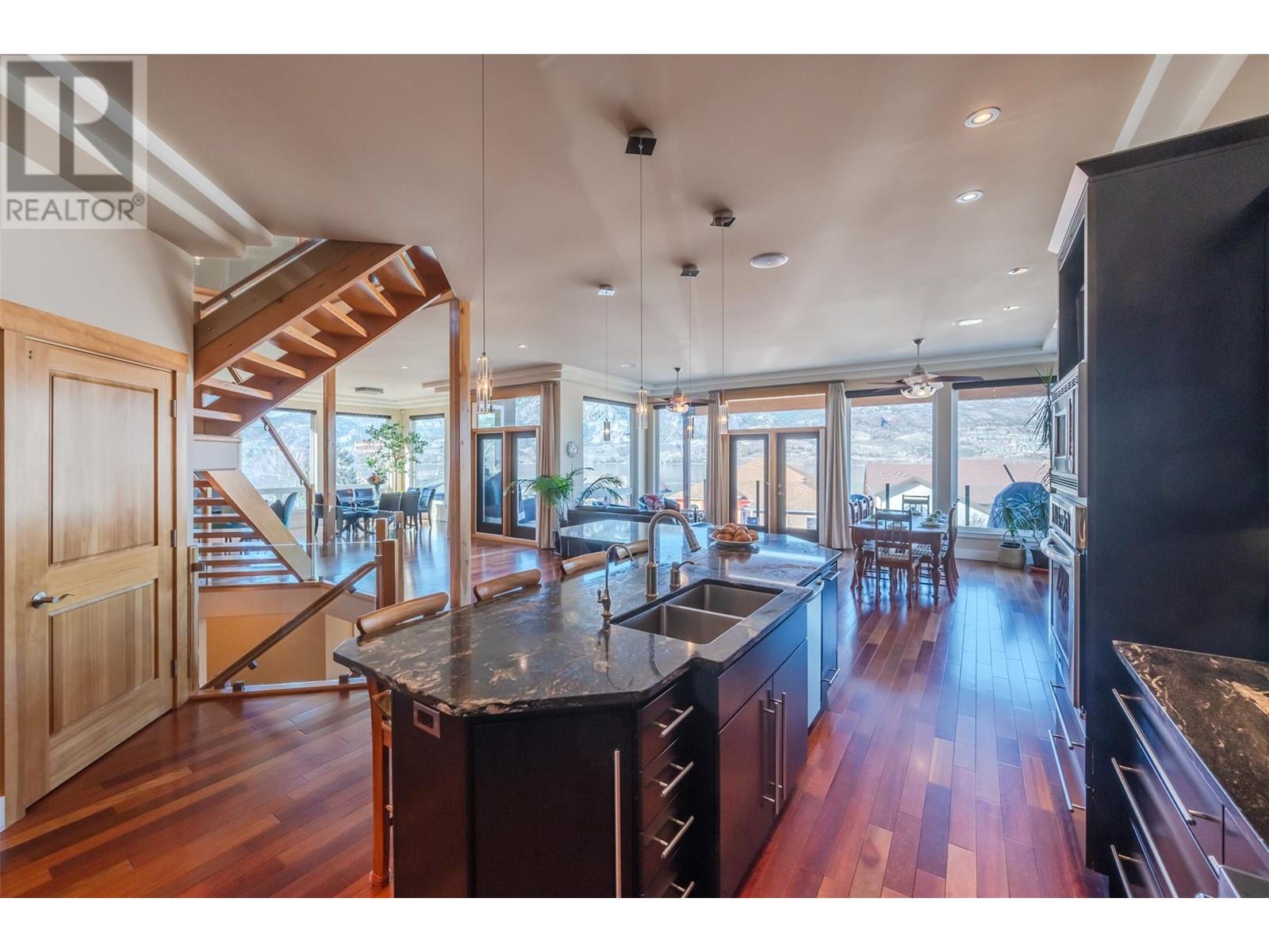 3992 Finnerty Road, Penticton, British Columbia  V2A 8W2 - Photo 40 - 10339878