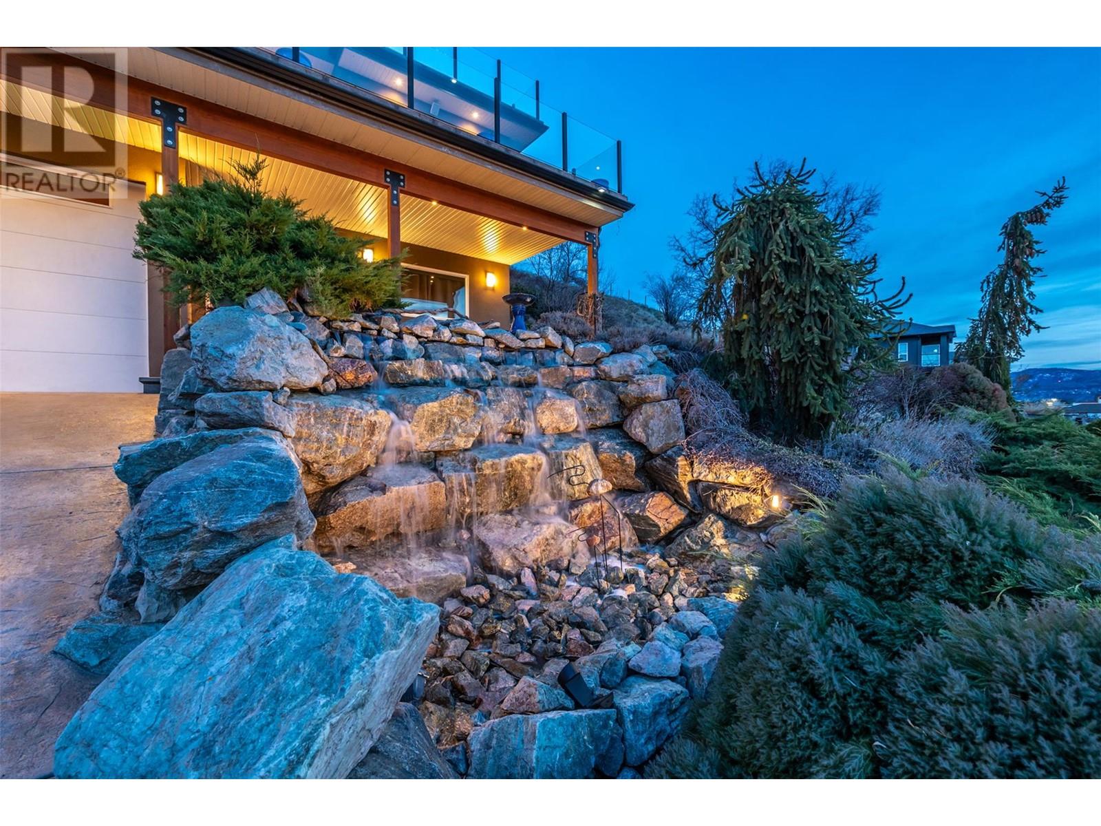 3992 Finnerty Road, Penticton, British Columbia  V2A 8W2 - Photo 7 - 10339878