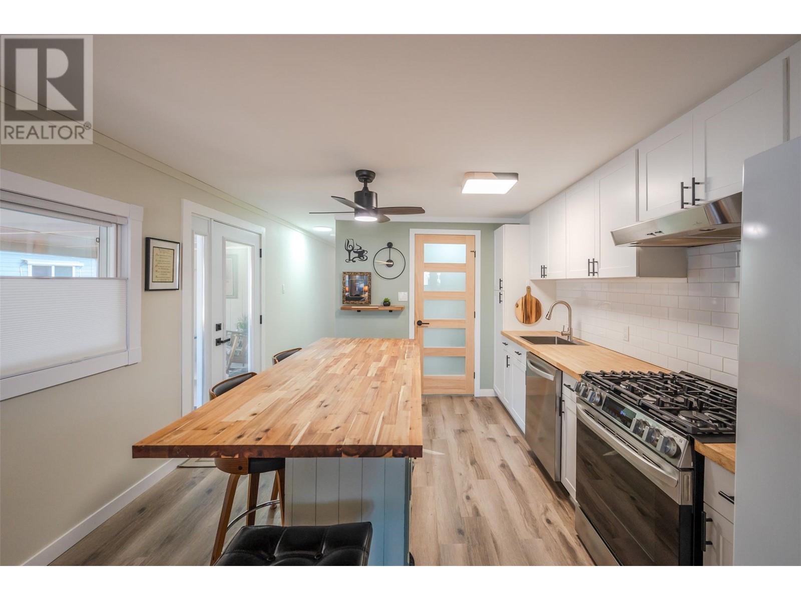 197 Dauphin Avenue Unit# 130, Penticton, British Columbia  V2A 3S3 - Photo 10 - 10338775