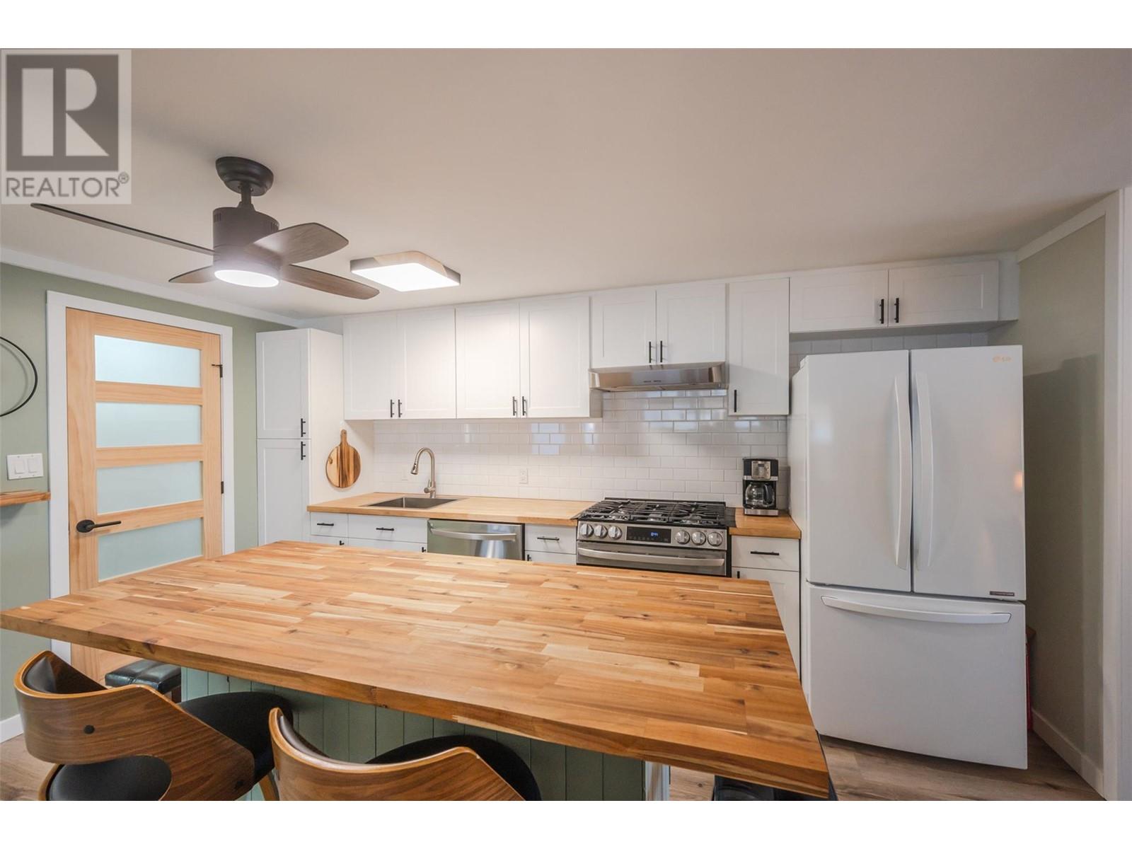 197 Dauphin Avenue Unit# 130, Penticton, British Columbia  V2A 3S3 - Photo 11 - 10338775