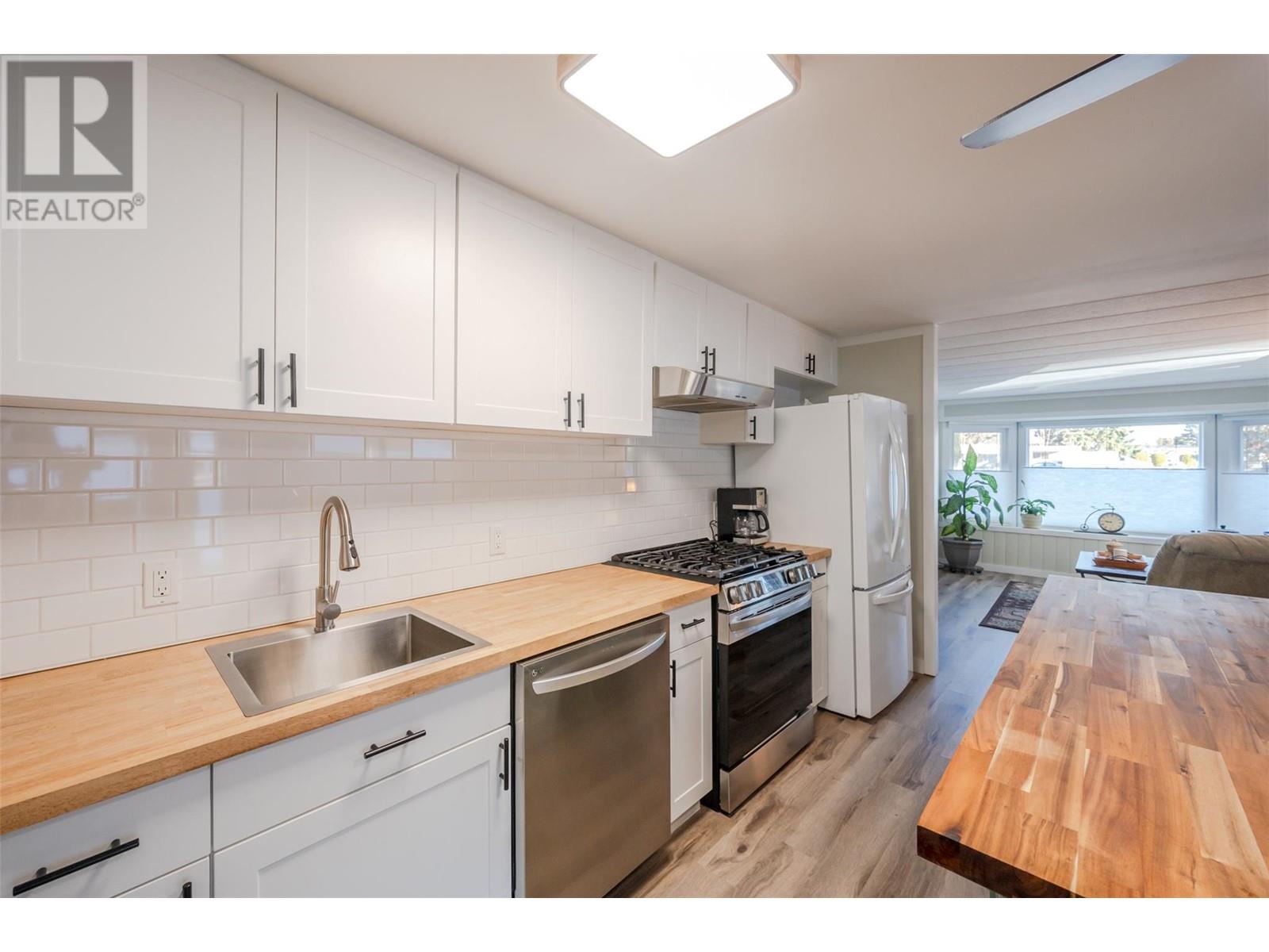 197 Dauphin Avenue Unit# 130, Penticton, British Columbia  V2A 3S3 - Photo 14 - 10338775