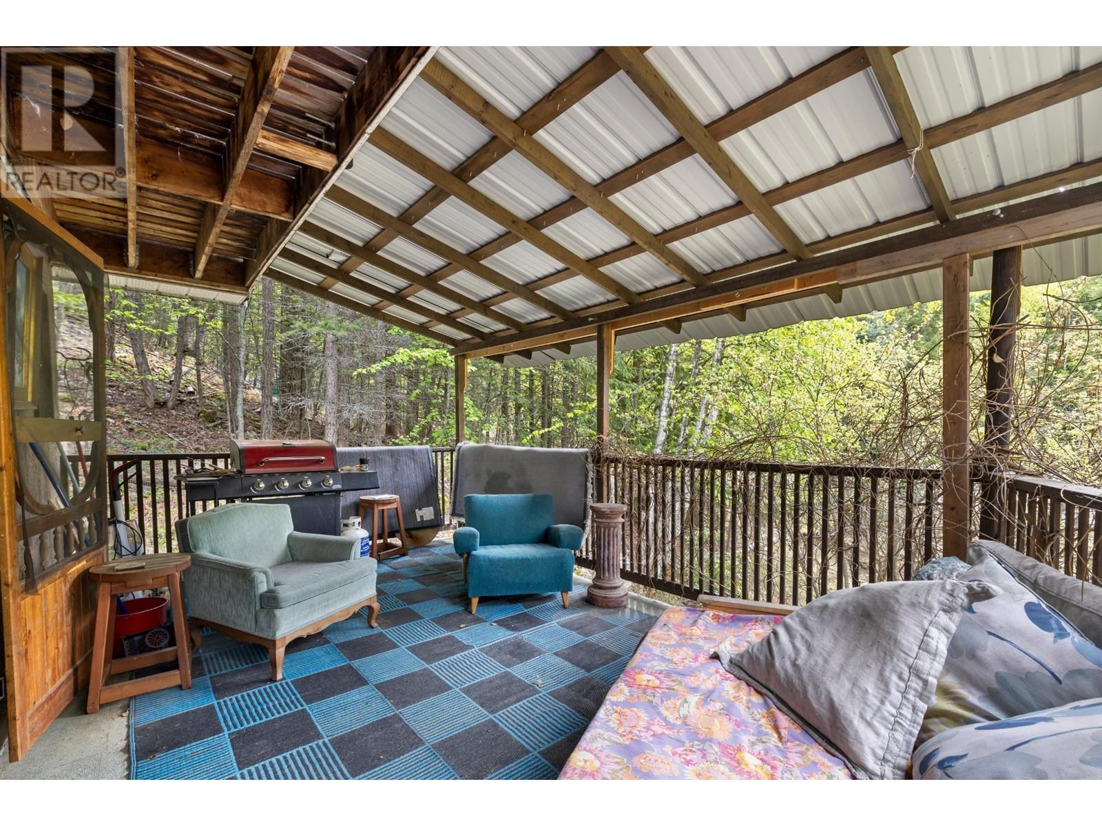 426 Aspen Road, Riondel, British Columbia  V0B 2B0 - Photo 20 - 10339949