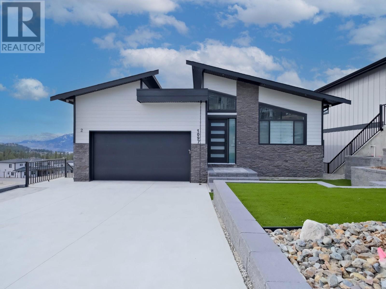 1097 Antler Drive, Penticton, British Columbia  V2A 0C8 - Photo 1 - 10339903