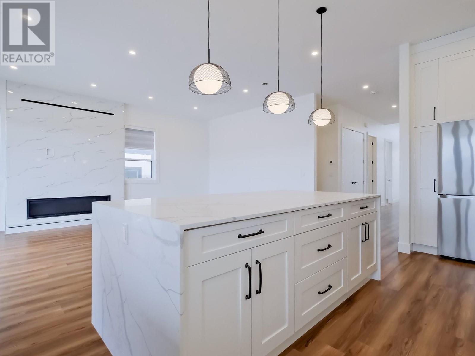 1097 Antler Drive, Penticton, British Columbia  V2A 0C8 - Photo 5 - 10339903