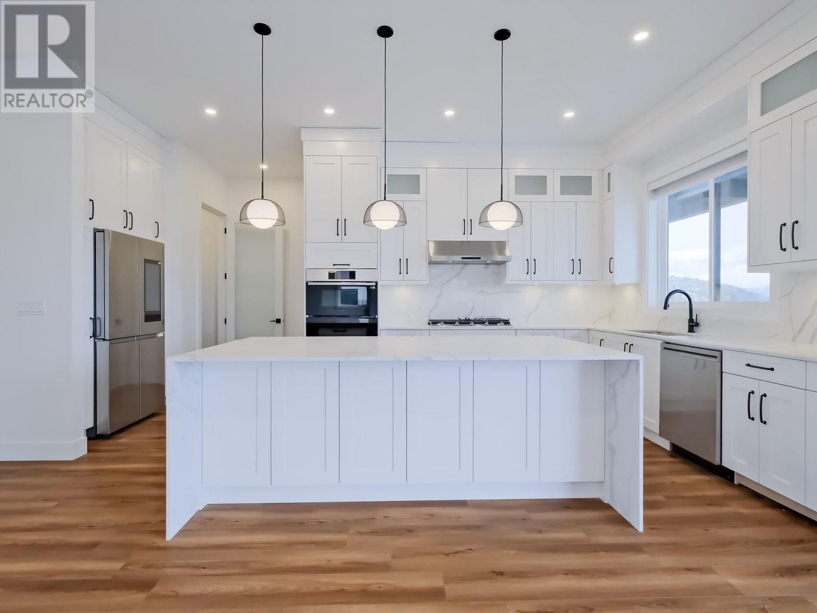1097 Antler Drive, Penticton, British Columbia  V2A 0C8 - Photo 7 - 10339903