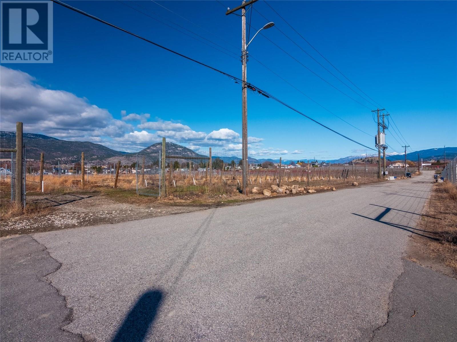645 Hudson Street, Penticton, British Columbia  V2A 8S9 - Photo 27 - 10339739