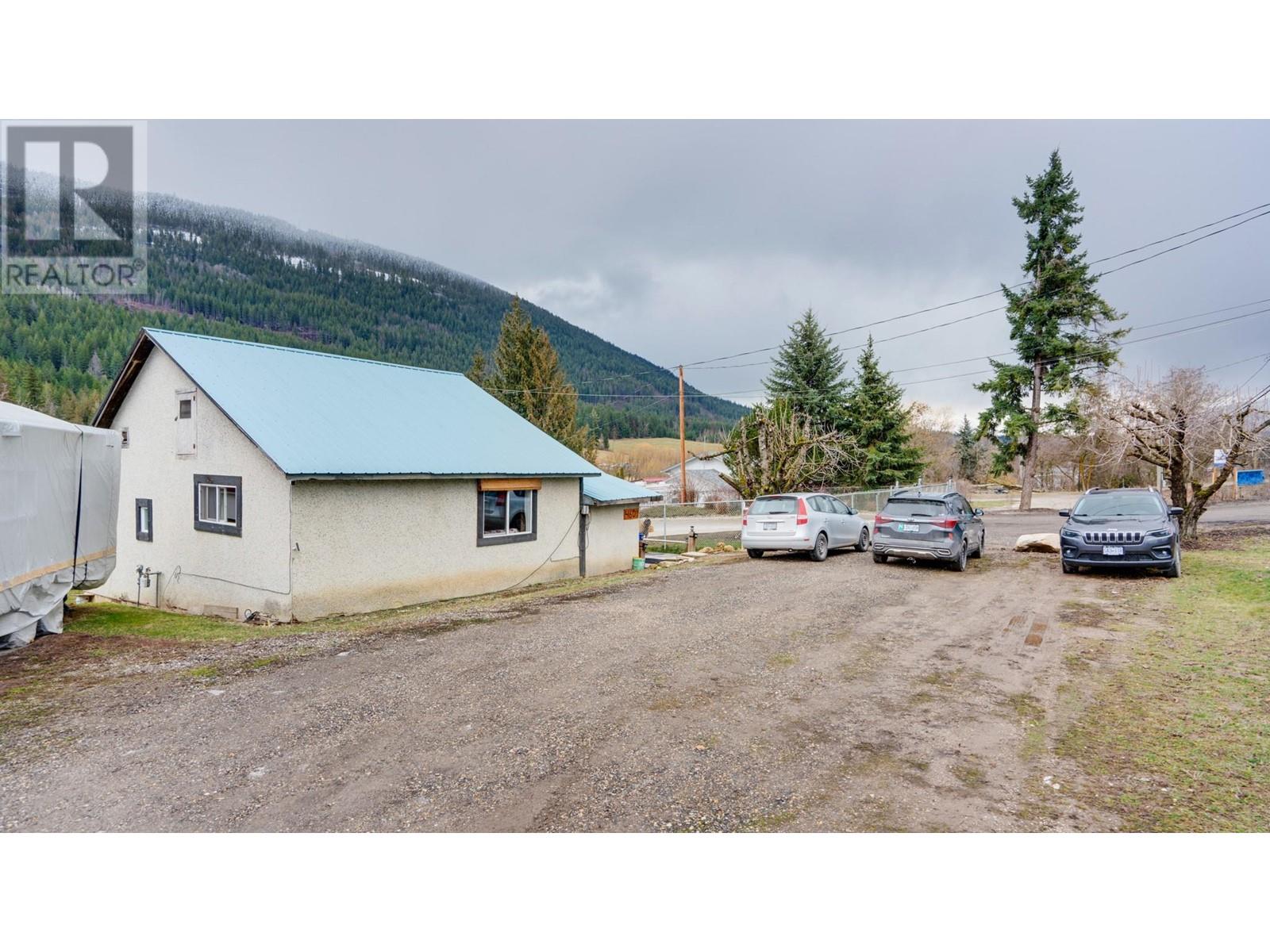 4600 50 Street Ne, Salmon Arm, British Columbia  V1E 1Y6 - Photo 16 - 10339681