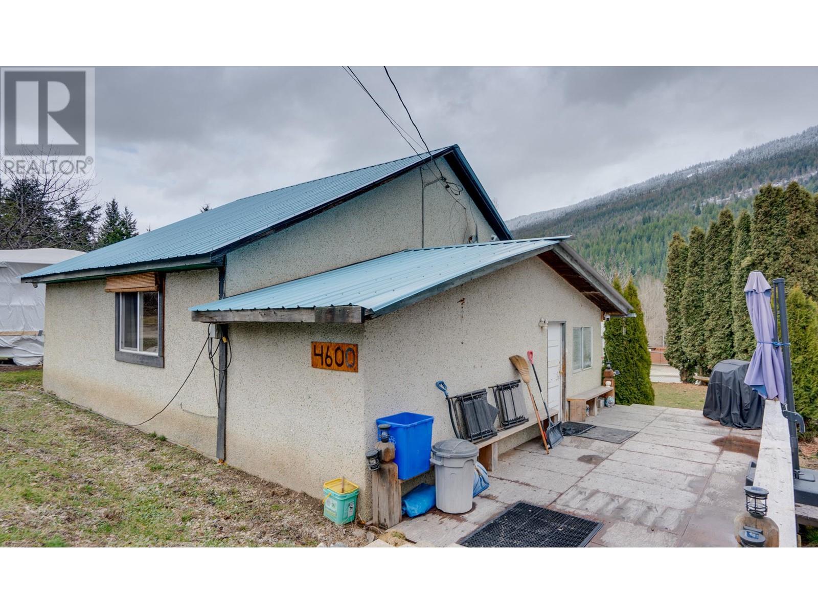 4600 50 Street Ne, Salmon Arm, British Columbia  V1E 1Y6 - Photo 17 - 10339681