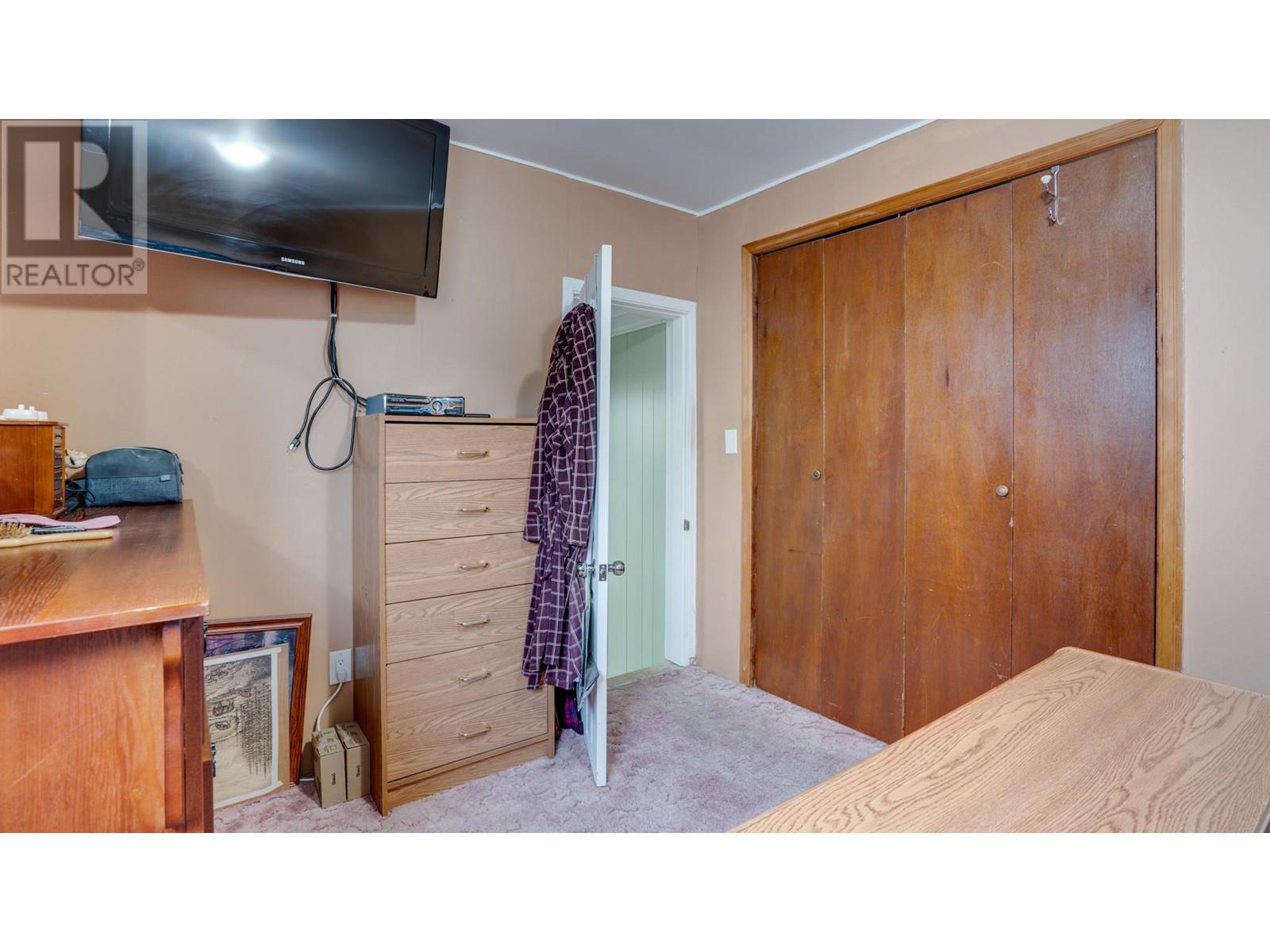 4600 50 Street Ne, Salmon Arm, British Columbia  V1E 1Y6 - Photo 9 - 10339681