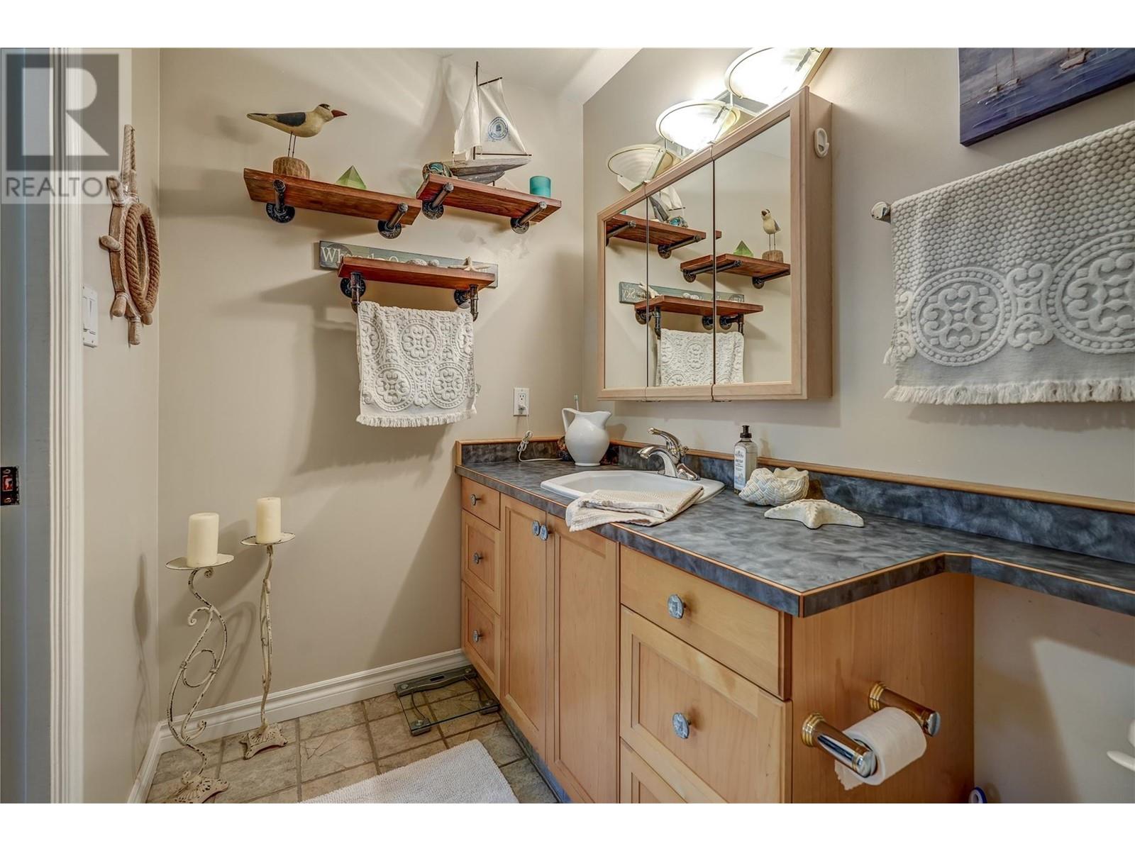 1049 Churchill Avenue Unit# 102, Penticton, British Columbia  V2A 9A7 - Photo 13 - 10340083