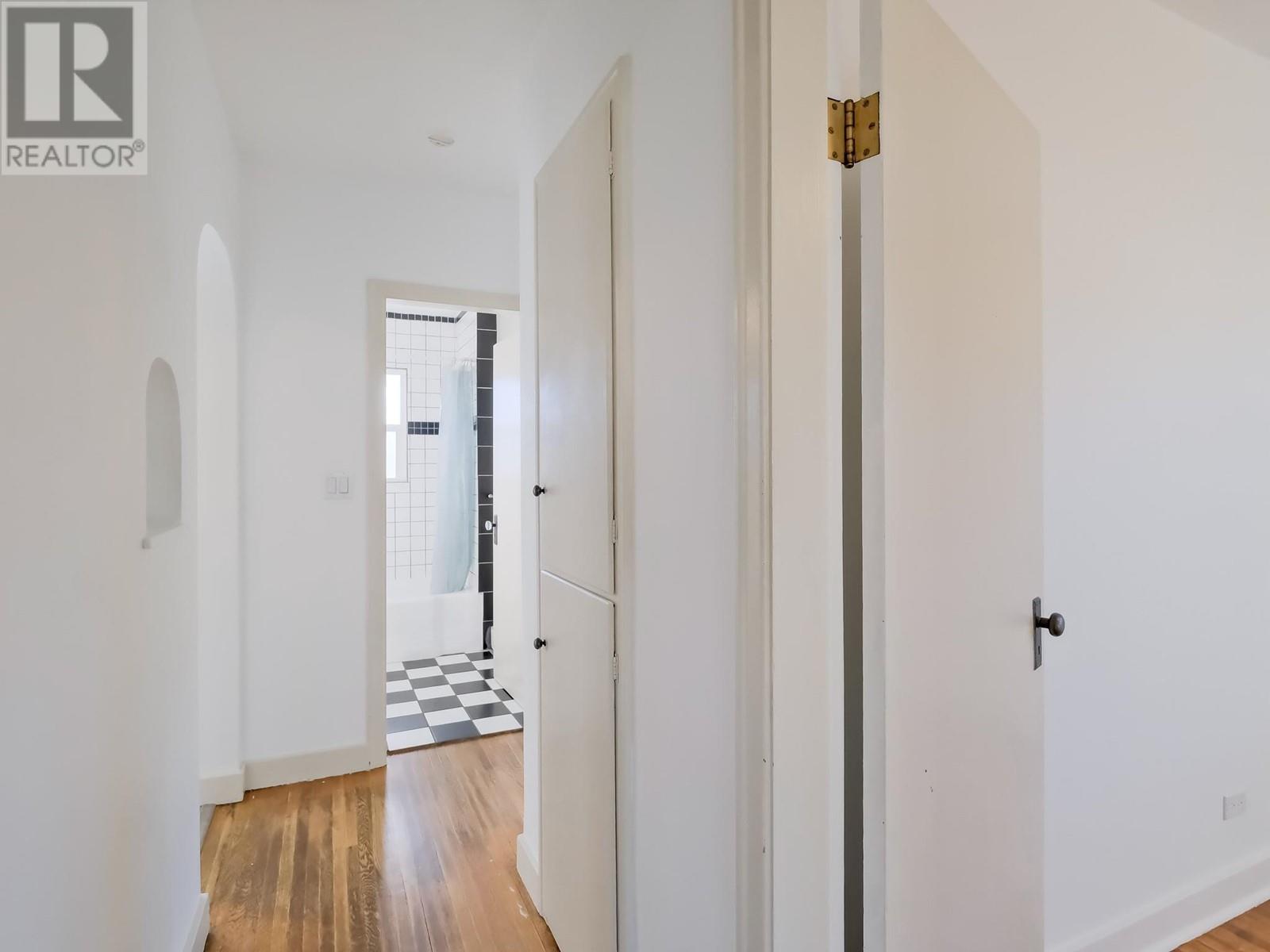 13009 Armstrong Avenue, Summerland, British Columbia  V0H 1Z3 - Photo 11 - 10340046