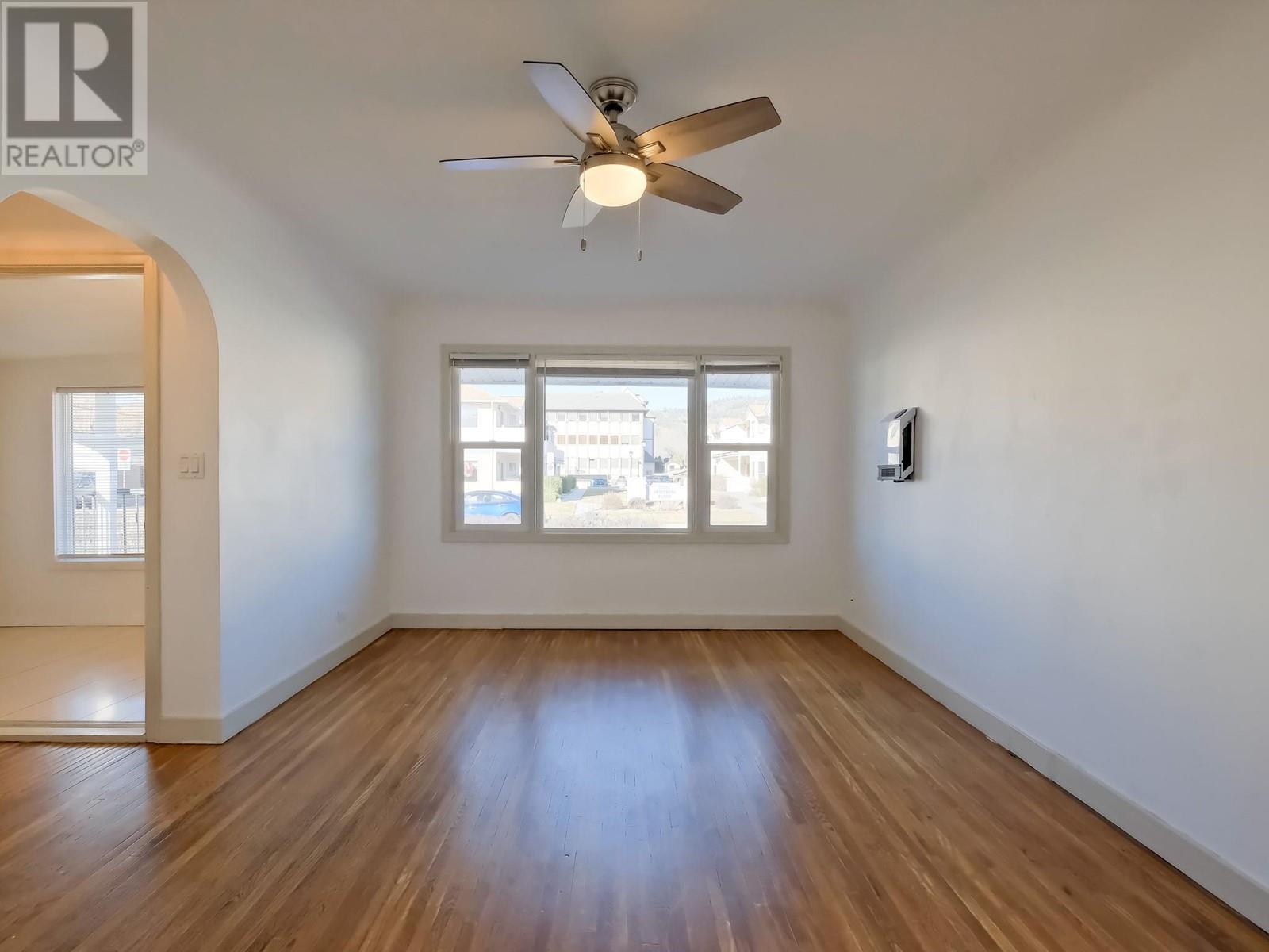 13009 Armstrong Avenue, Summerland, British Columbia  V0H 1Z3 - Photo 3 - 10340046