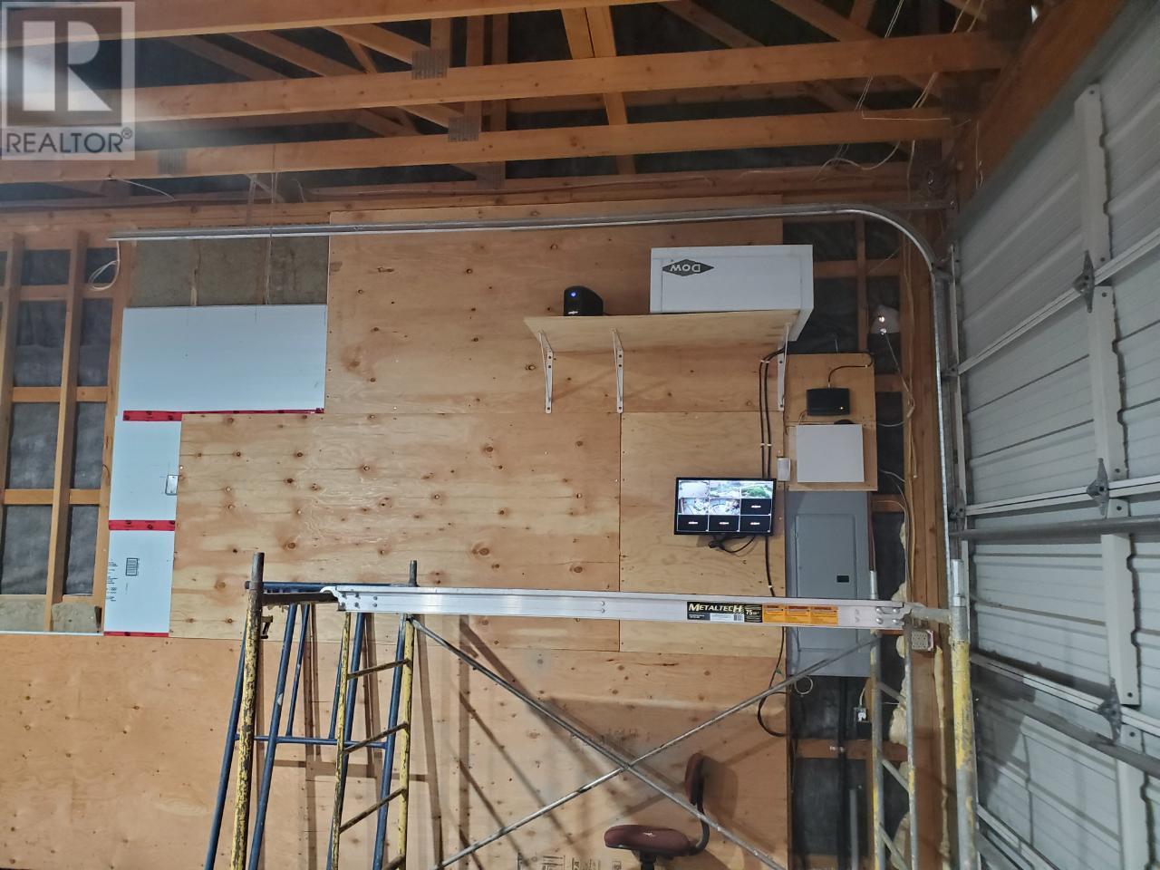 4958 Burns Avenue, Canal Flats, British Columbia  V0B 1B0 - Photo 10 - 10340099