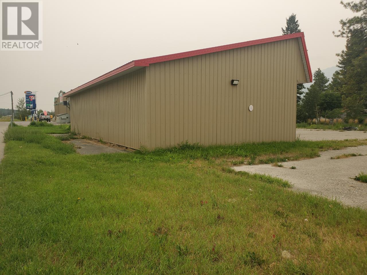 4958 Burns Avenue, Canal Flats, British Columbia  V0B 1B0 - Photo 5 - 10340099