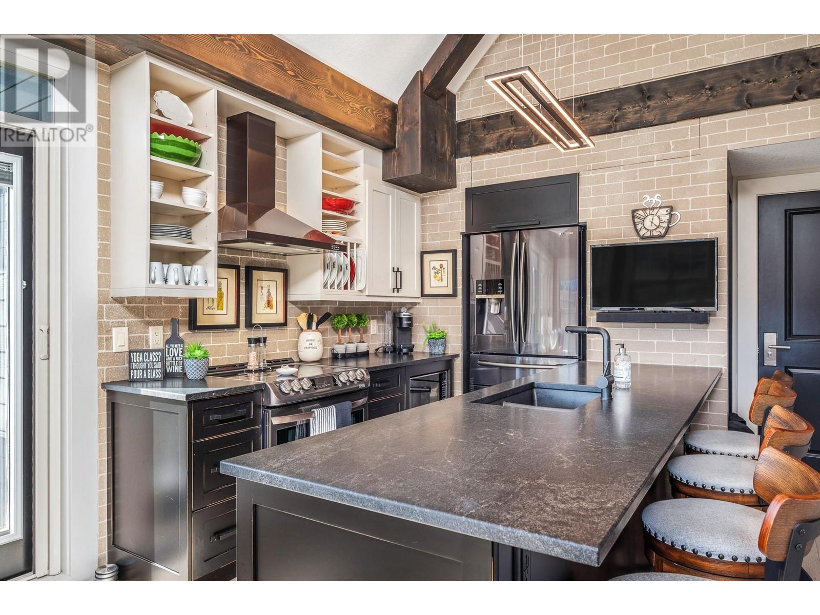 101 Village Centre Court Unit# 432, Vernon, British Columbia  V1H 1Y8 - Photo 6 - 10339913