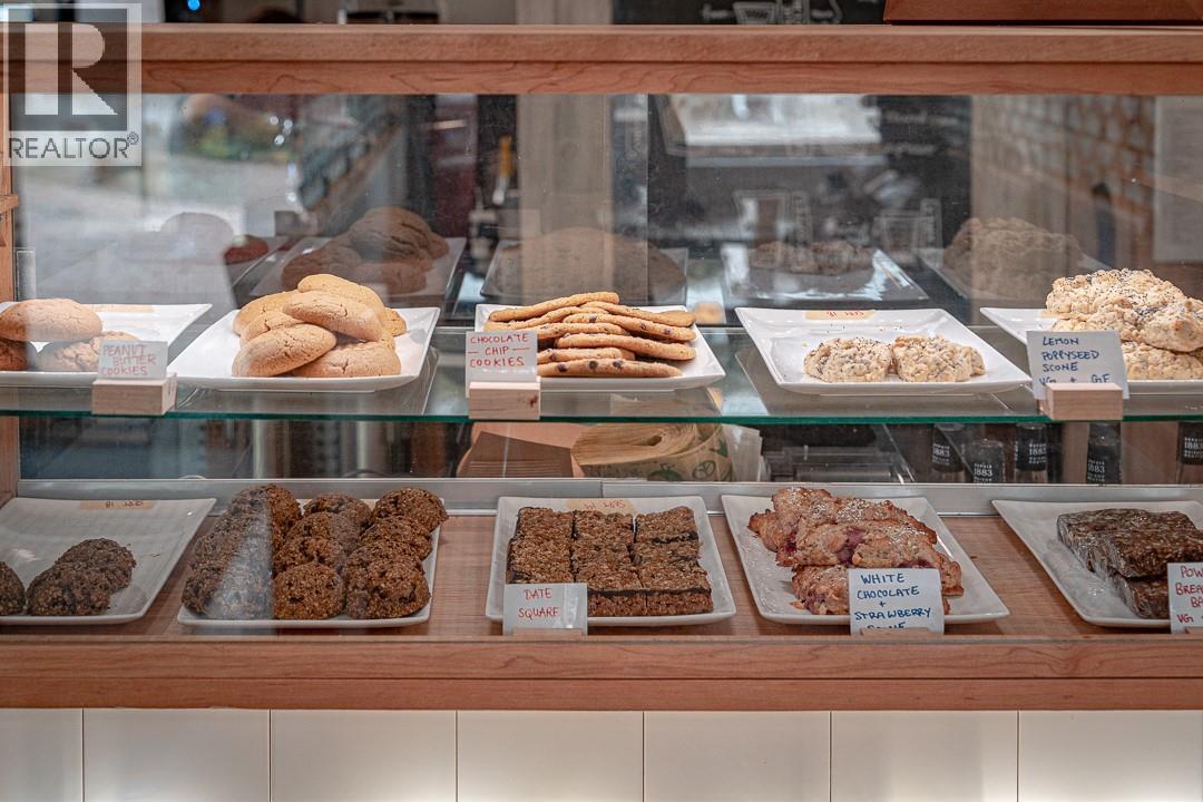 601a 2nd Avenue, Fernie, British Columbia  V0B 1M0 - Photo 10 - 10339538