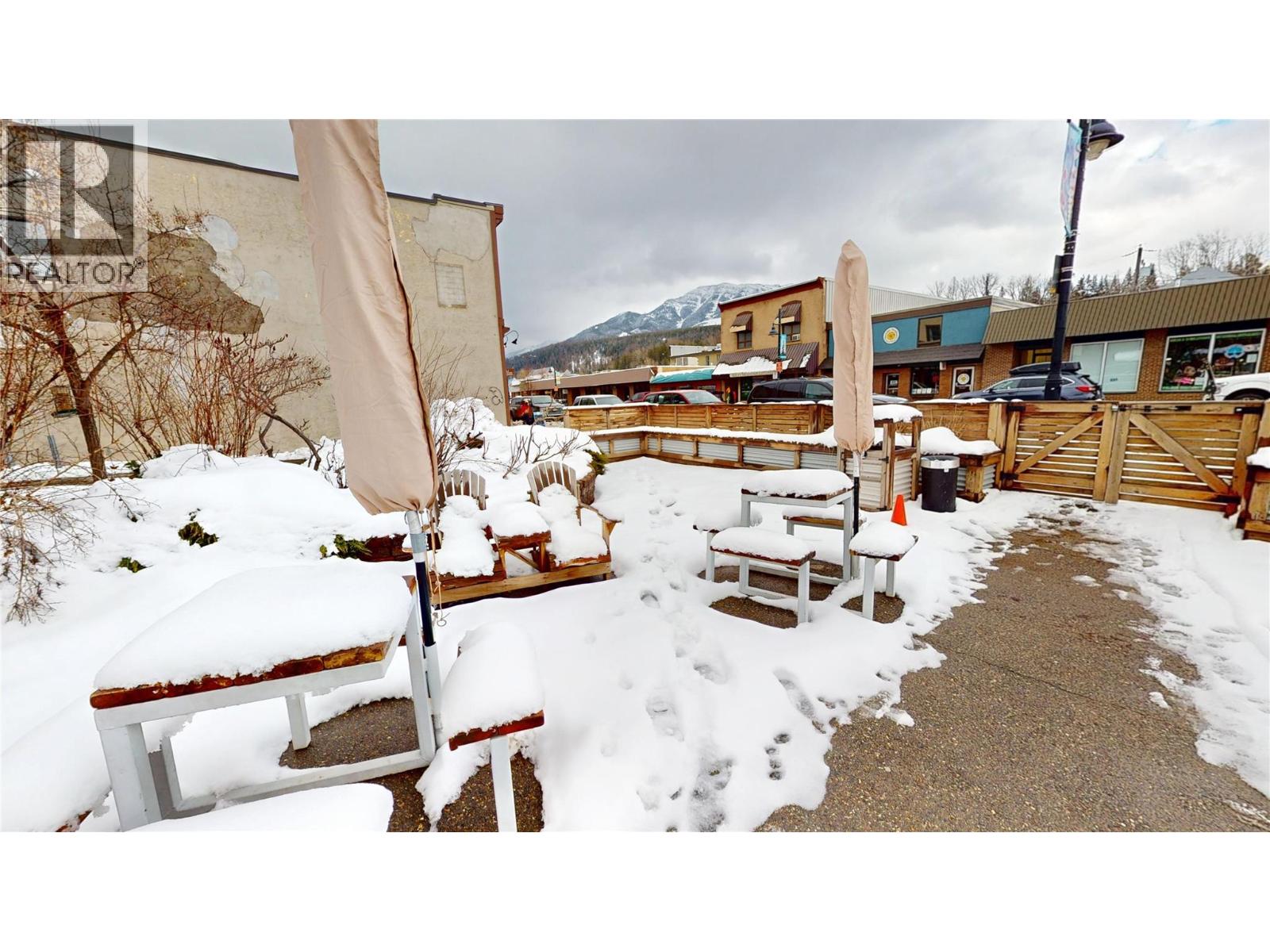 601a 2nd Avenue, Fernie, British Columbia  V0B 1M0 - Photo 27 - 10339538