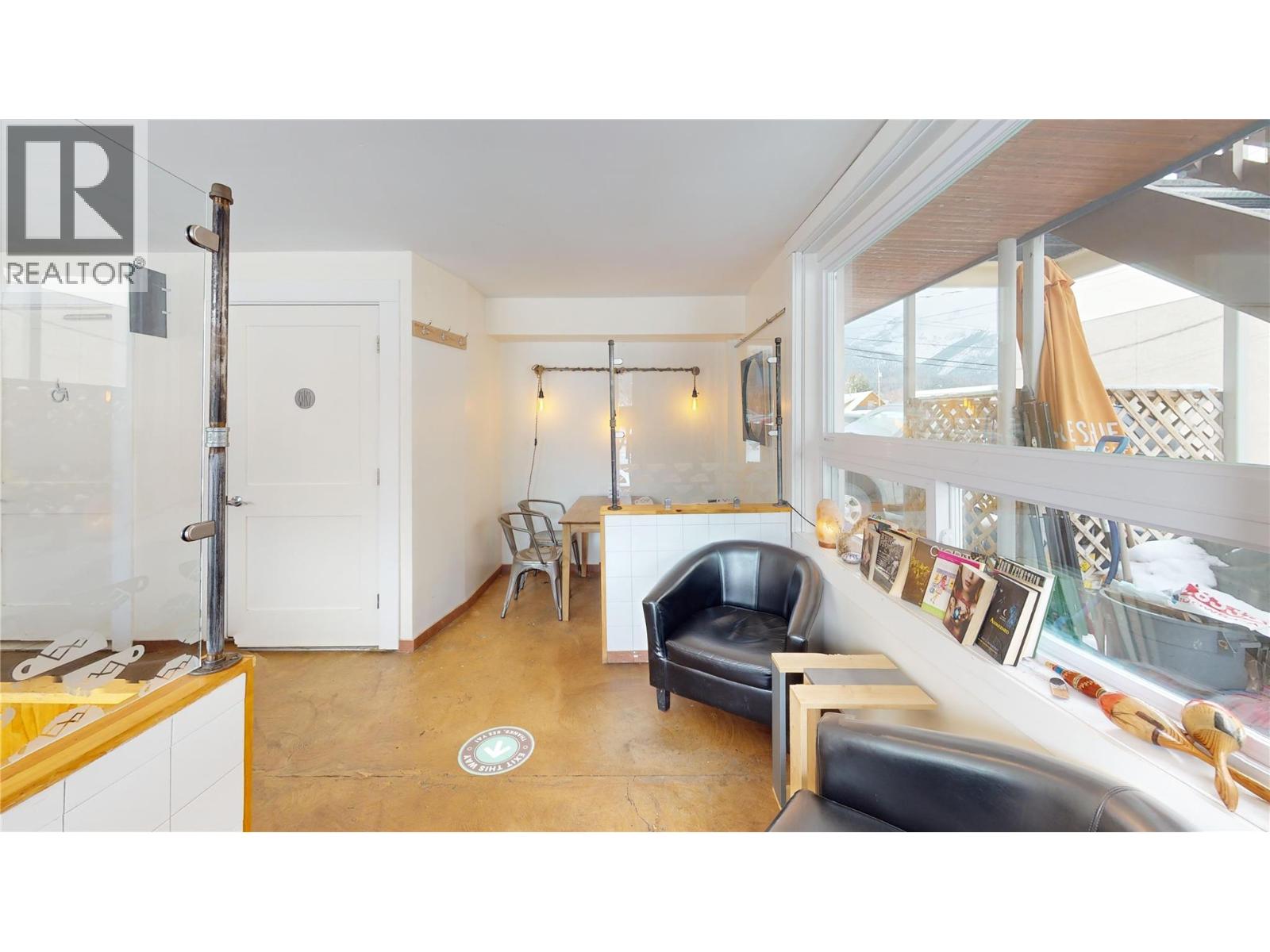 601a 2nd Avenue, Fernie, British Columbia  V0B 1M0 - Photo 7 - 10339538