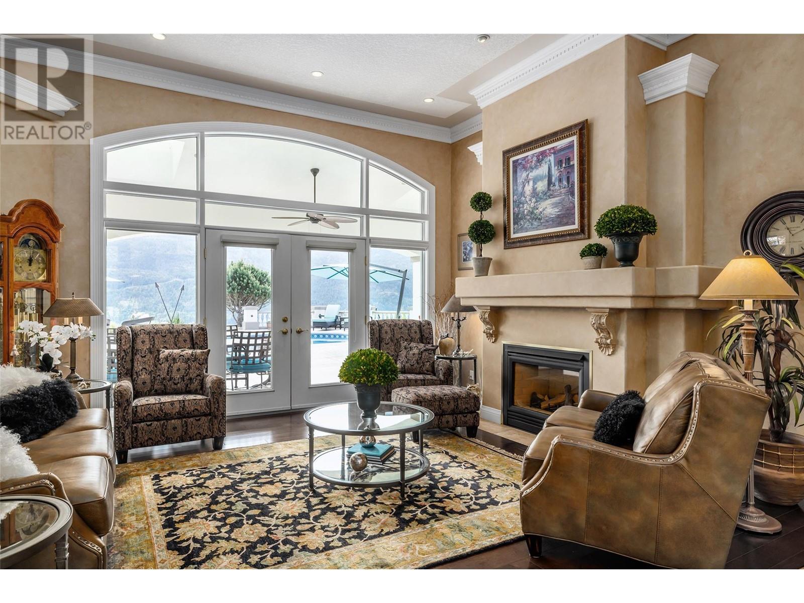 315 Kalamalka Lakeview Drive Unit# 1, Vernon, British Columbia  V1H 1S7 - Photo 4 - 10339775