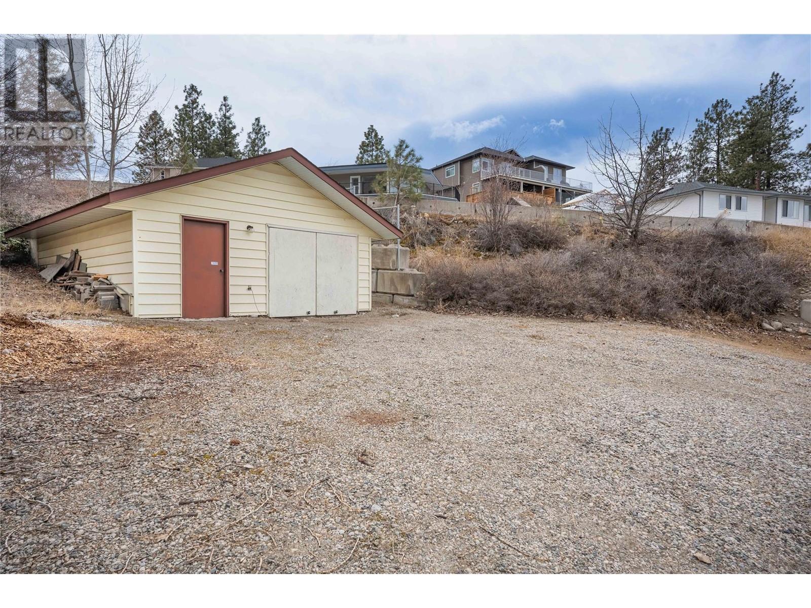 9181 Alder Street, Summerland, British Columbia  V0H 1Z2 - Photo 35 - 10339887