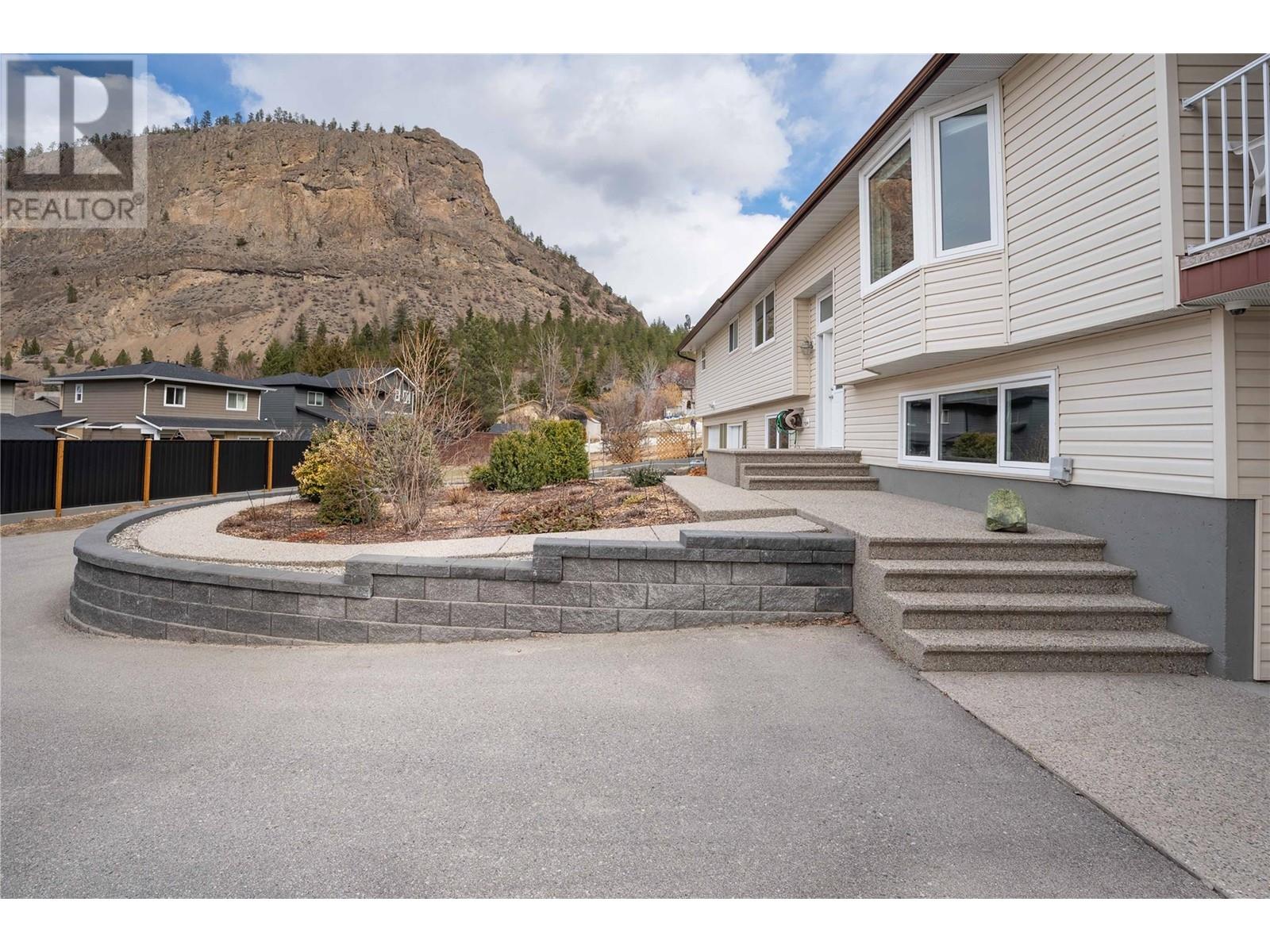9181 Alder Street, Summerland, British Columbia  V0H 1Z2 - Photo 36 - 10339887