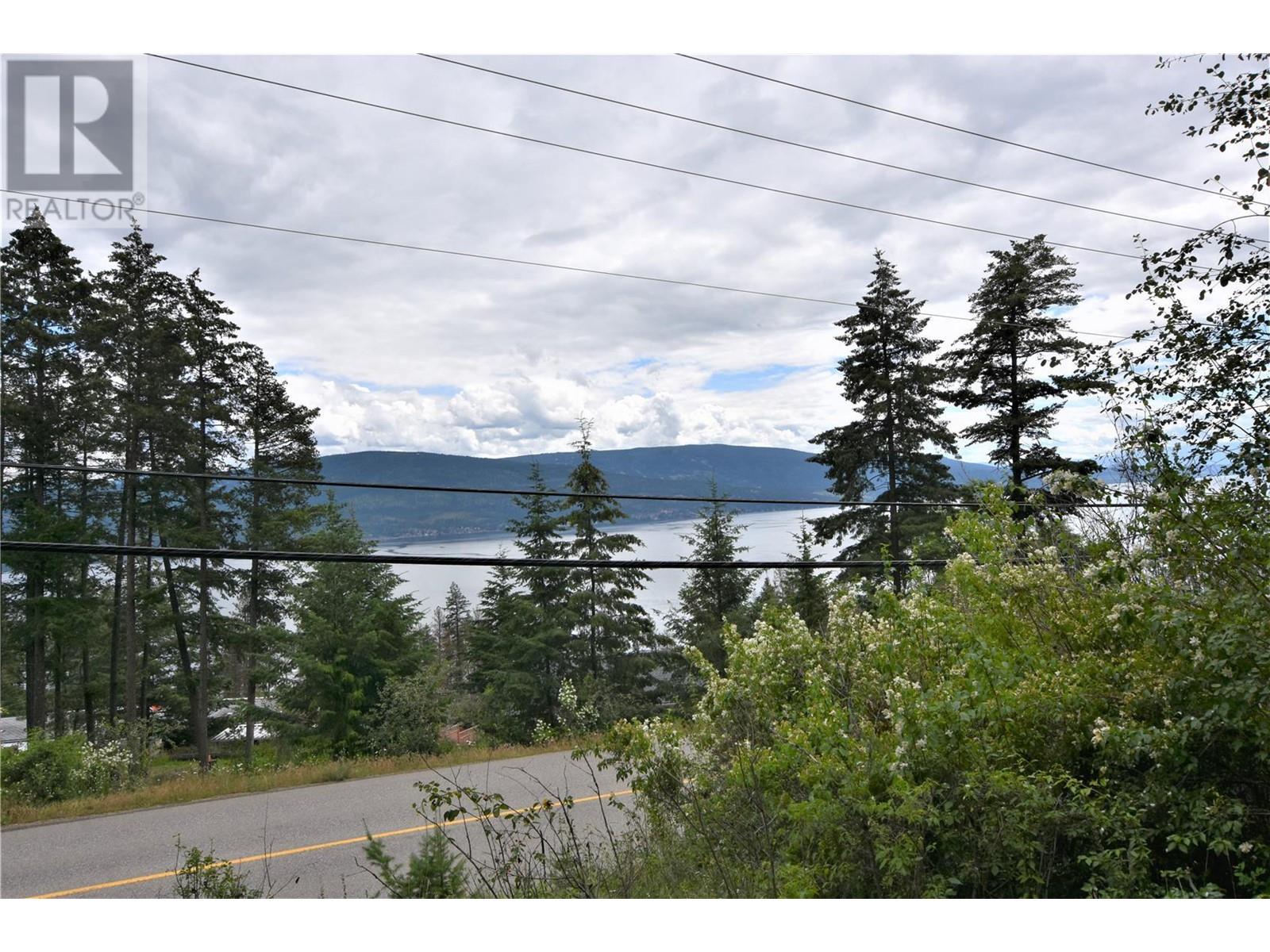 9354 Westside Road, Vernon, British Columbia  V1H 2G1 - Photo 16 - 10340108